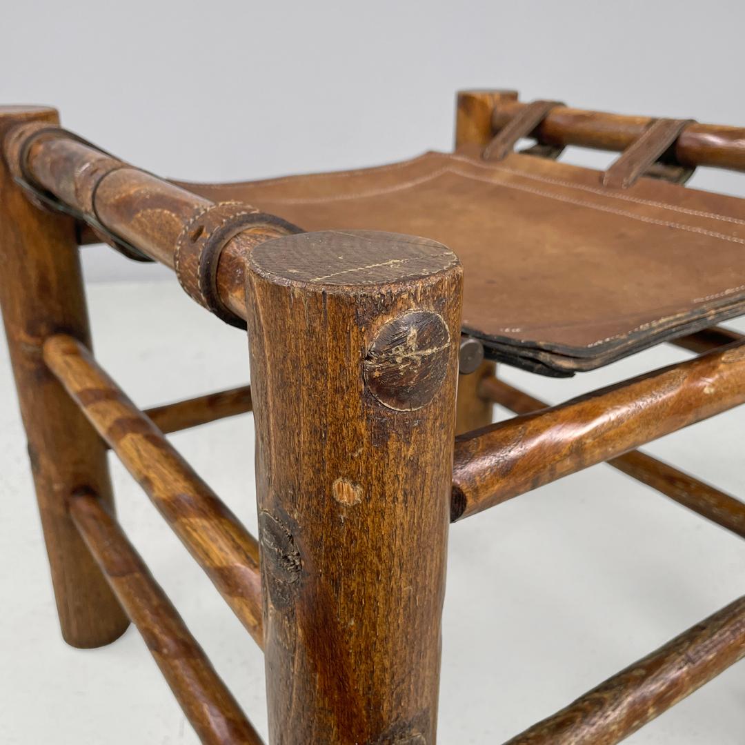Tabouret italien en bois et assise en cuir brun avec sangles, The Moderns, années 1950 en vente 2