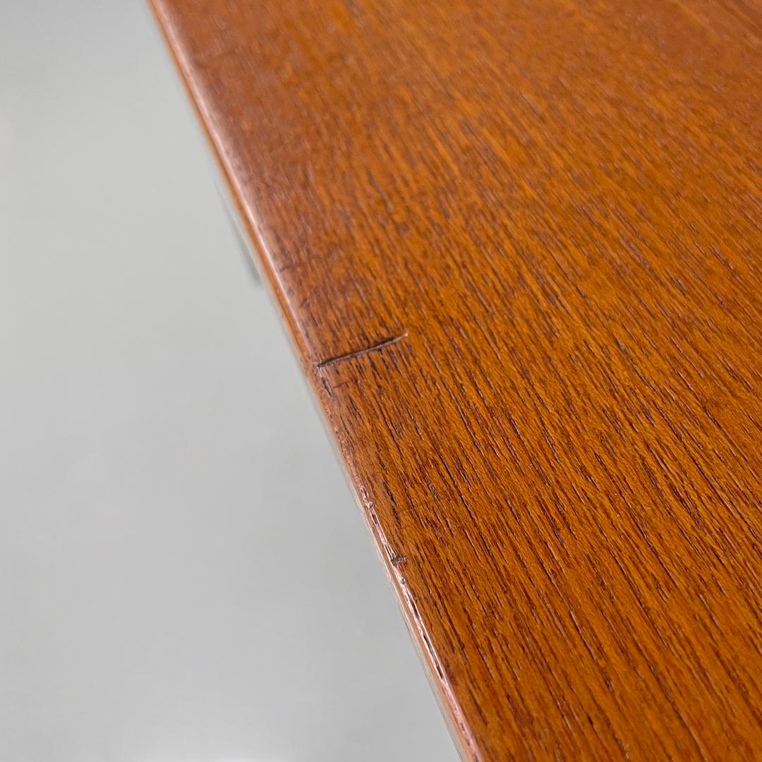 Italian mid-century modern wooden and black metal desk with three drawers, 1960s For Sale 4
