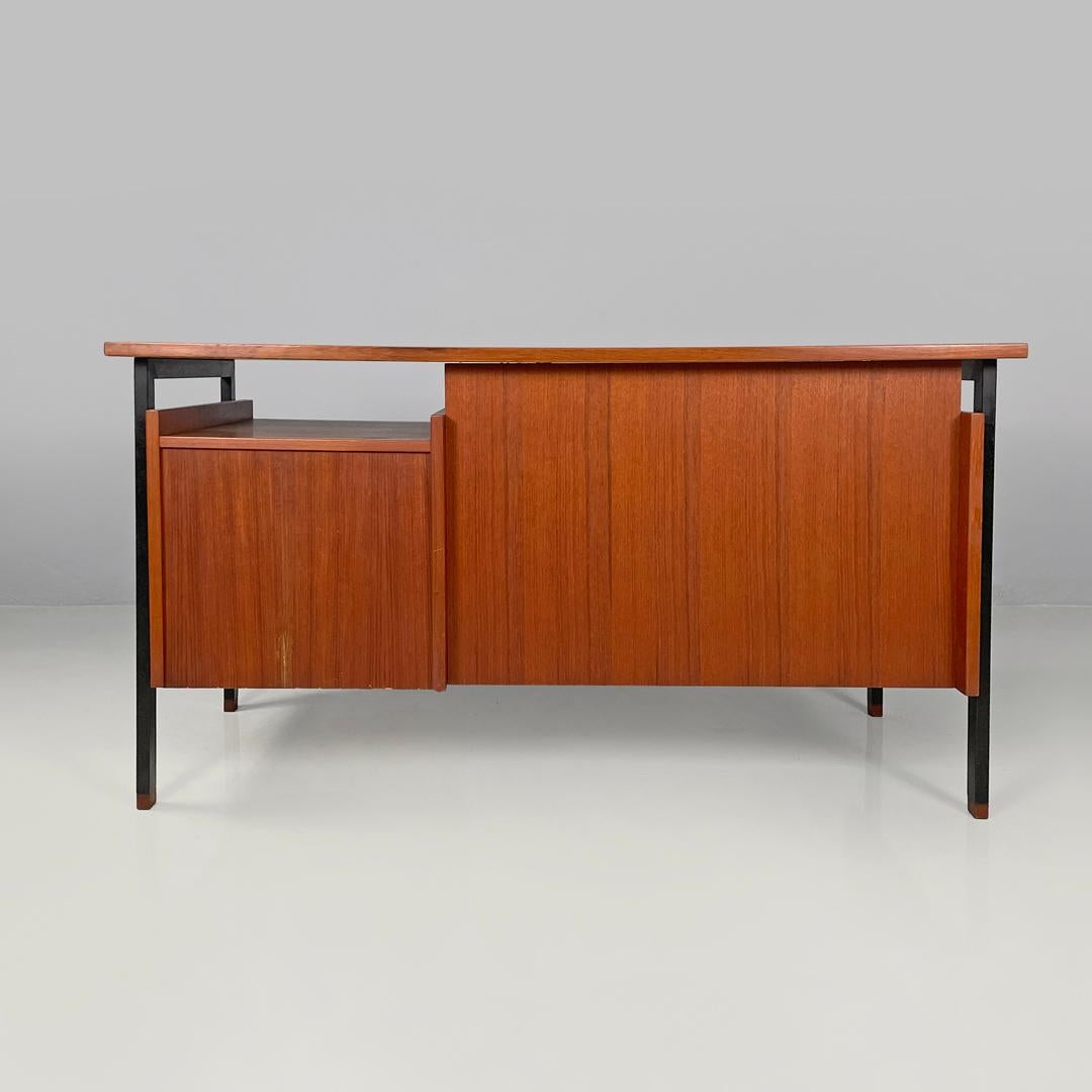Metal Italian mid-century modern wooden and black metal desk with three drawers, 1960s For Sale
