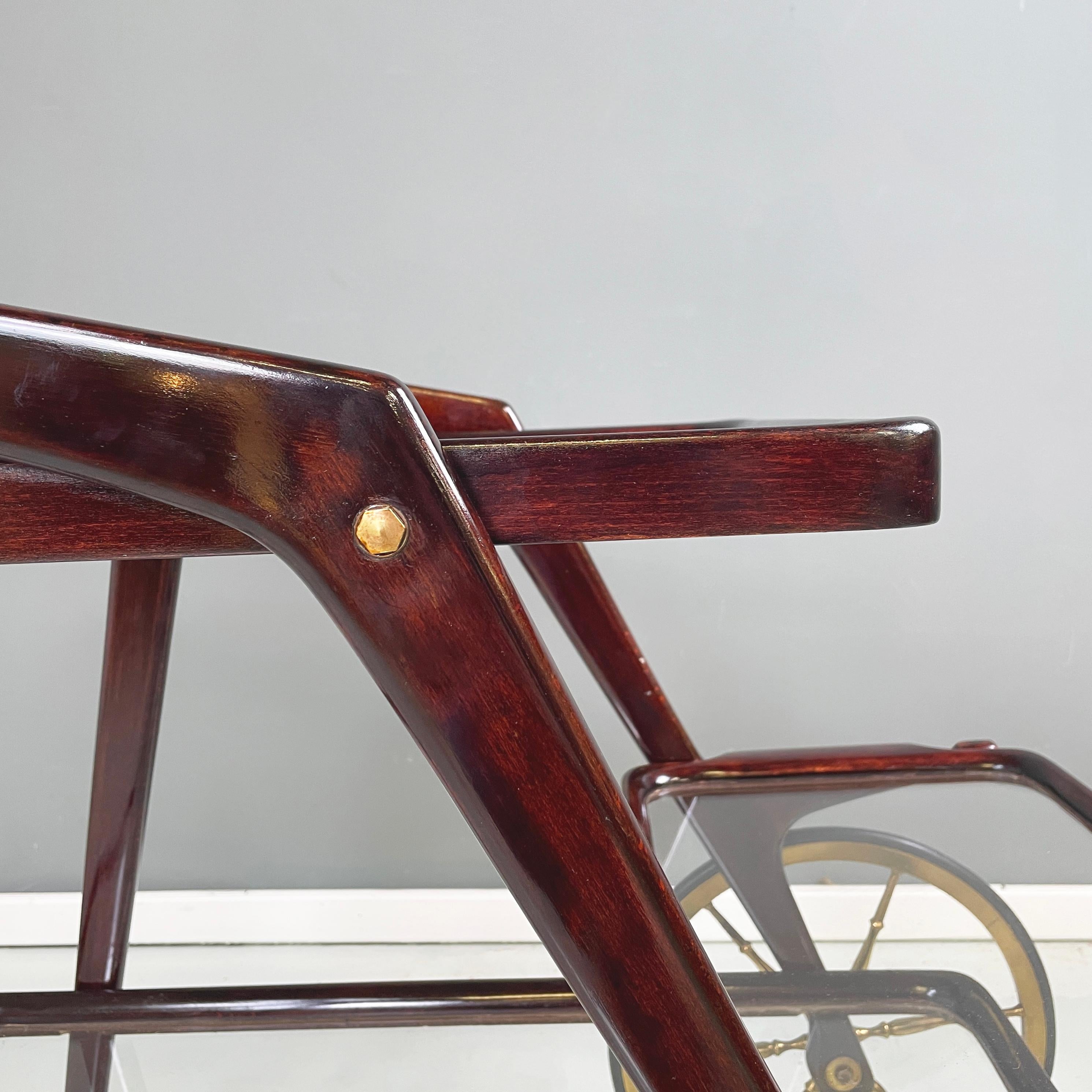 Mid-20th Century Chariot en bois et verre avec plateau par Cesare Lacca 1950s en vente