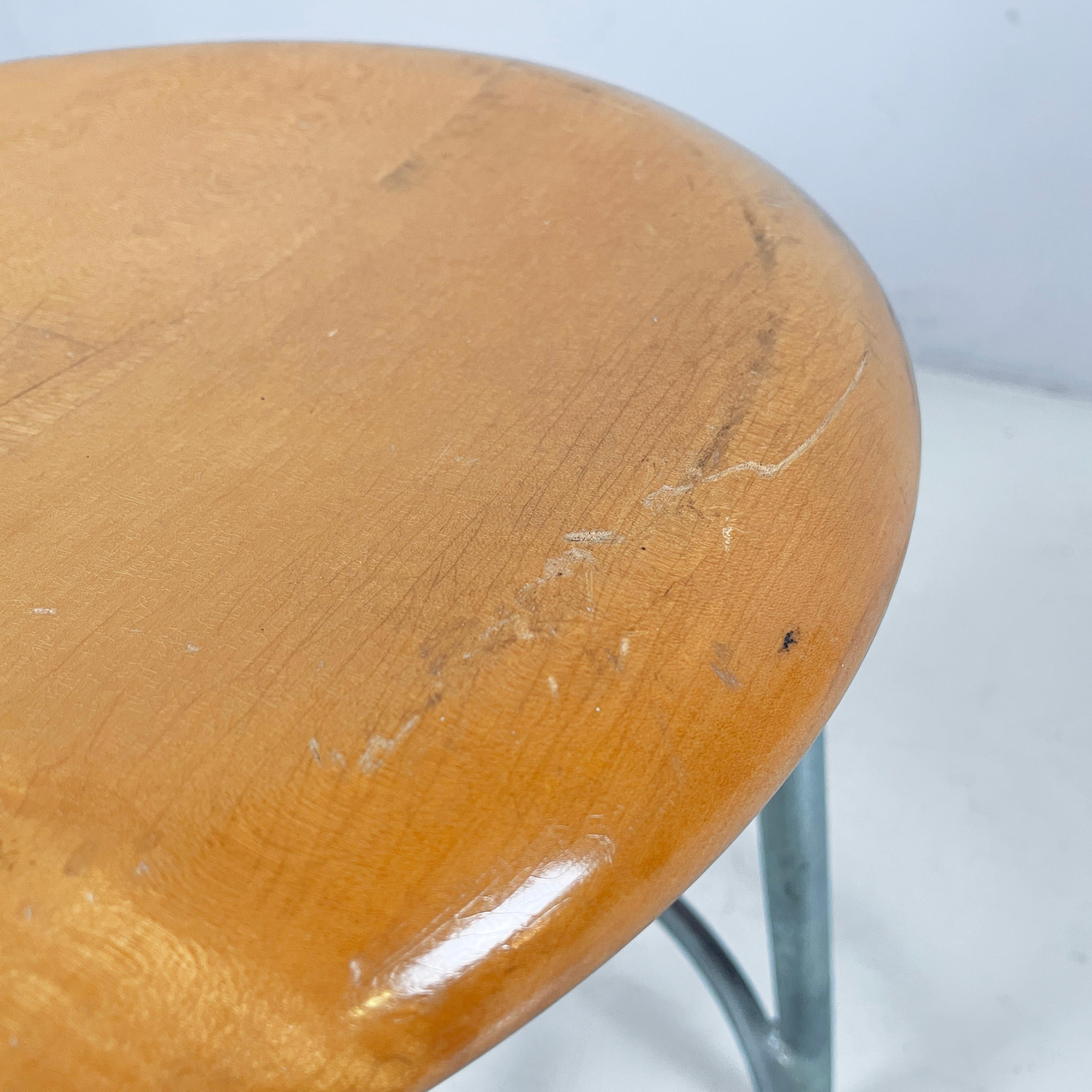 Italiano Sgabello italiano di metà secolo moderno in legno e metallo di Embru, anni '60 in vendita