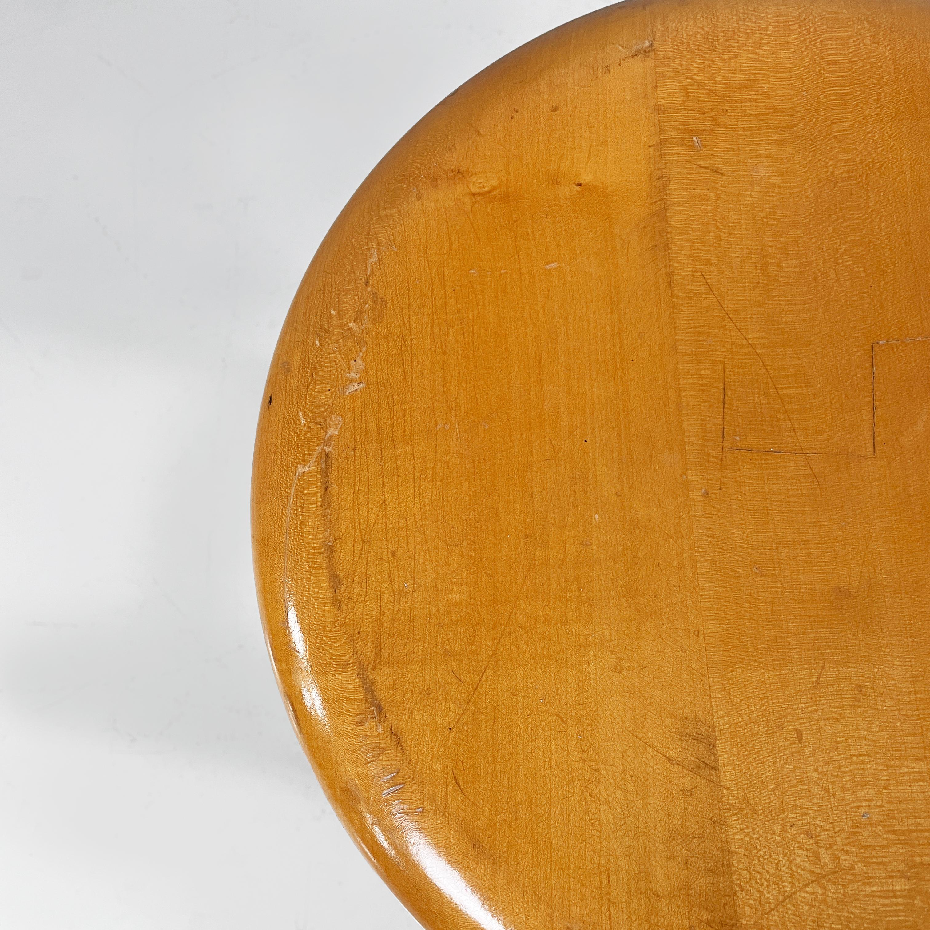 Sgabello italiano di metà secolo moderno in legno e metallo di Embru, anni '60 In condizioni discrete in vendita a MIlano, IT