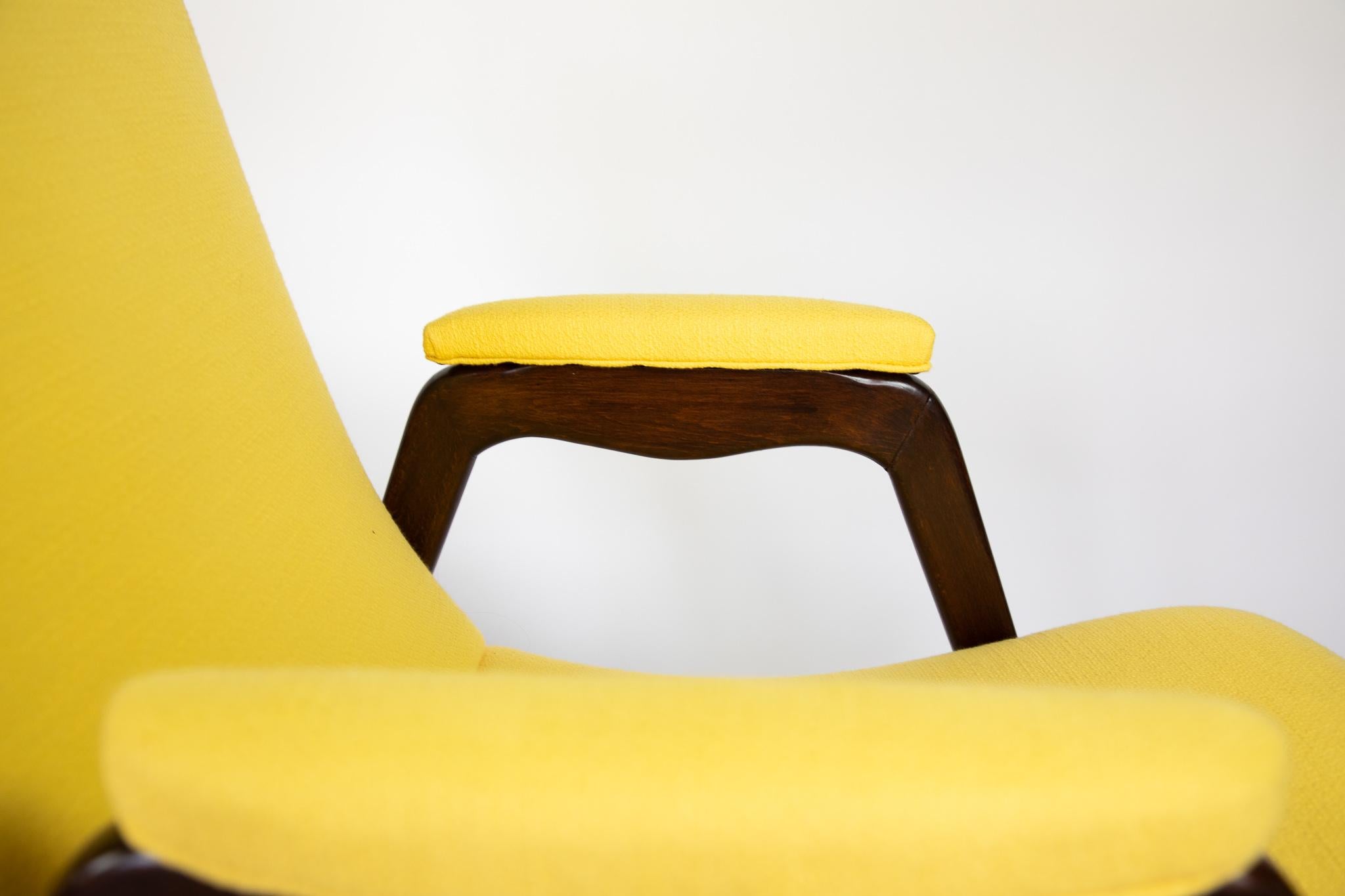 Lacquered Mid Century Modern Wooden Lounge Chairs in Yellow Upholstery, Italy 1950s