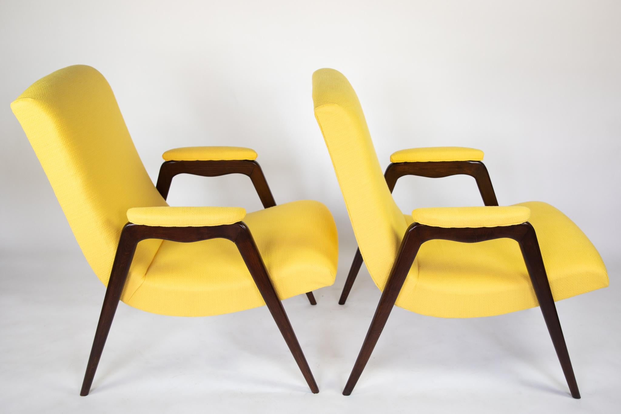 Mid-20th Century Mid Century Modern Wooden Lounge Chairs in Yellow Upholstery, Italy 1950s