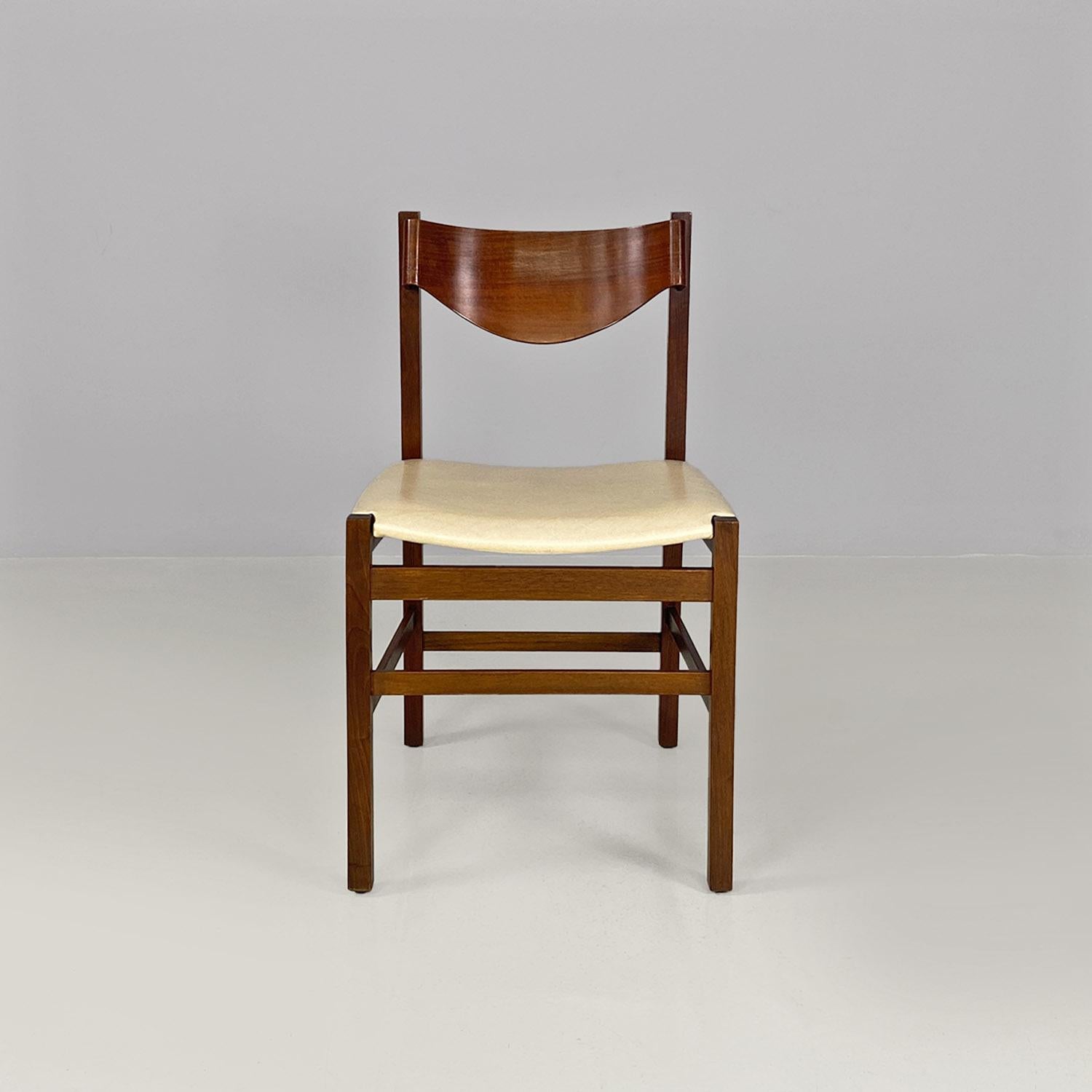 Mid-Century moderno Sedia italiana moderna di metà secolo in legno con seduta quadrata in pelle, anni '60 in vendita