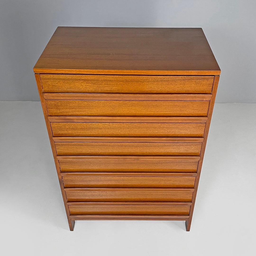 Italian mid-century modern wooden chest of drawers, 1960s For Sale 2