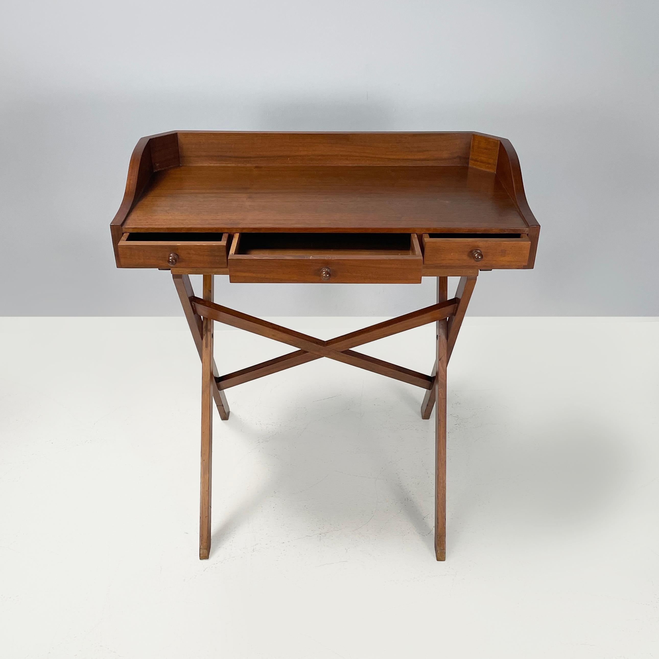 Mid-Century Modern Italian mid-century modern Wooden desk with drawers and retractable shelf, 1960s