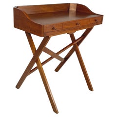 Italian mid-century modern Wooden desk with drawers and retractable shelf, 1960s