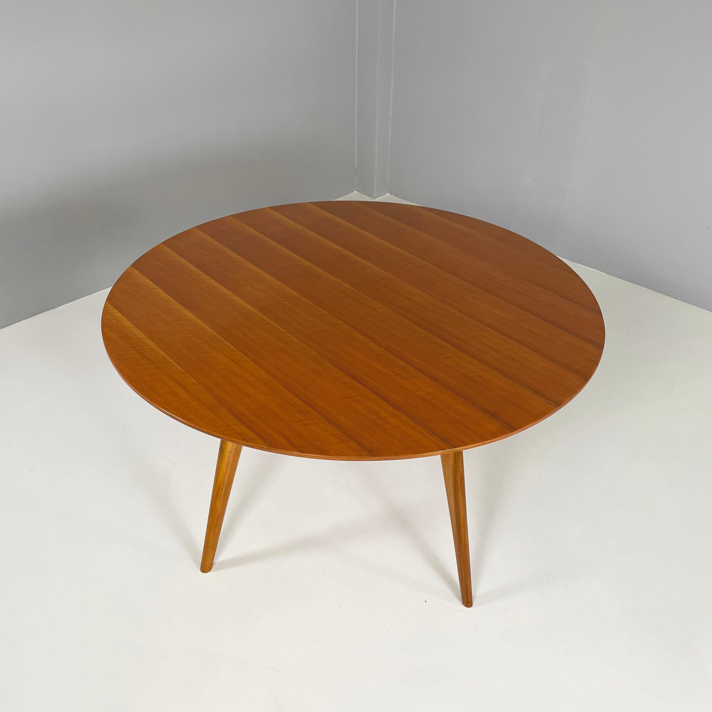 Mid-20th Century Italian mid-century modern Wooden dining table with extension, 1960s For Sale