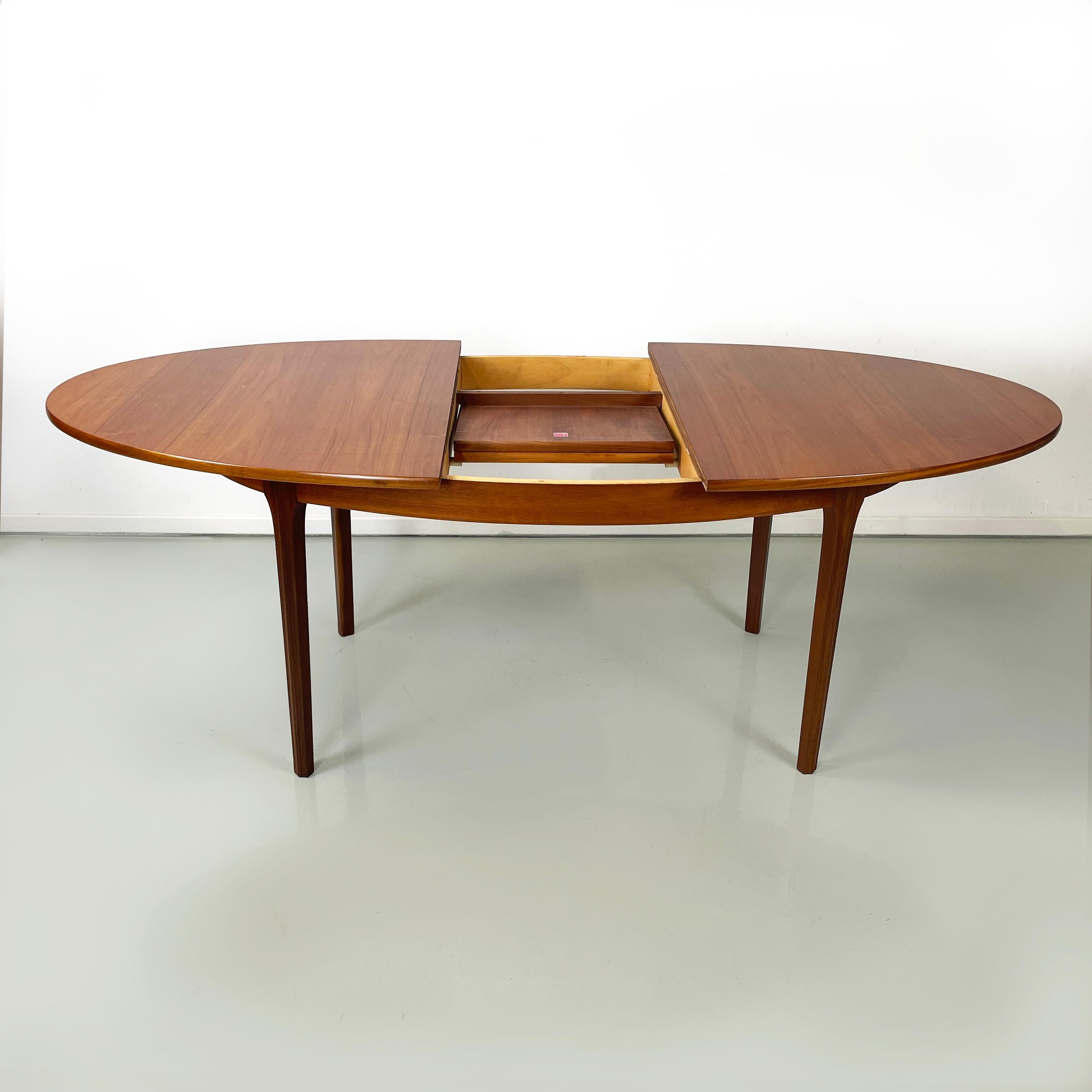 Mid-Century Modern Italian mid-century modern Wooden oval dining table with extensions, 1960s