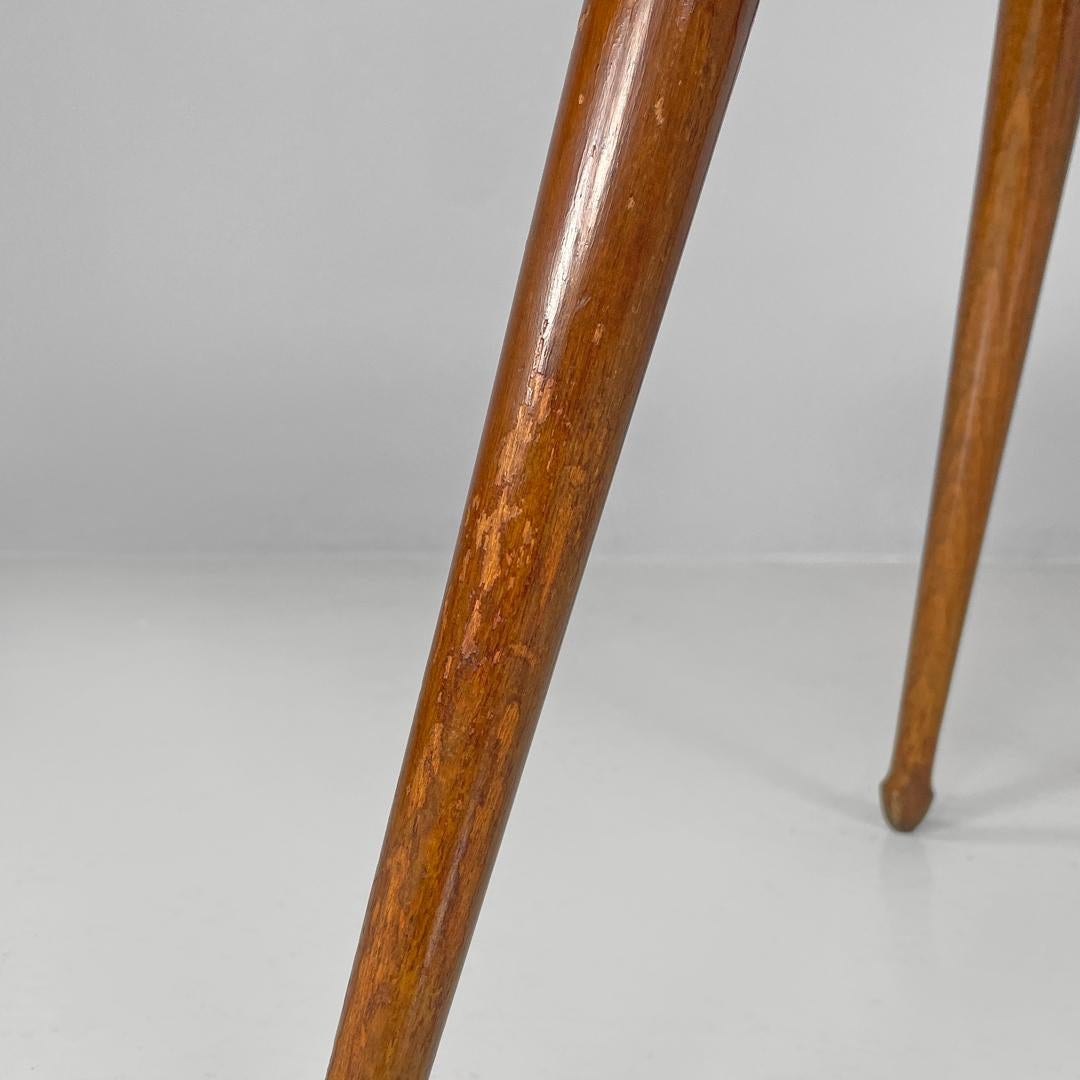Table basse ronde en bois italien de style The Modernity avec lignes gravées, années 1950  en vente 8