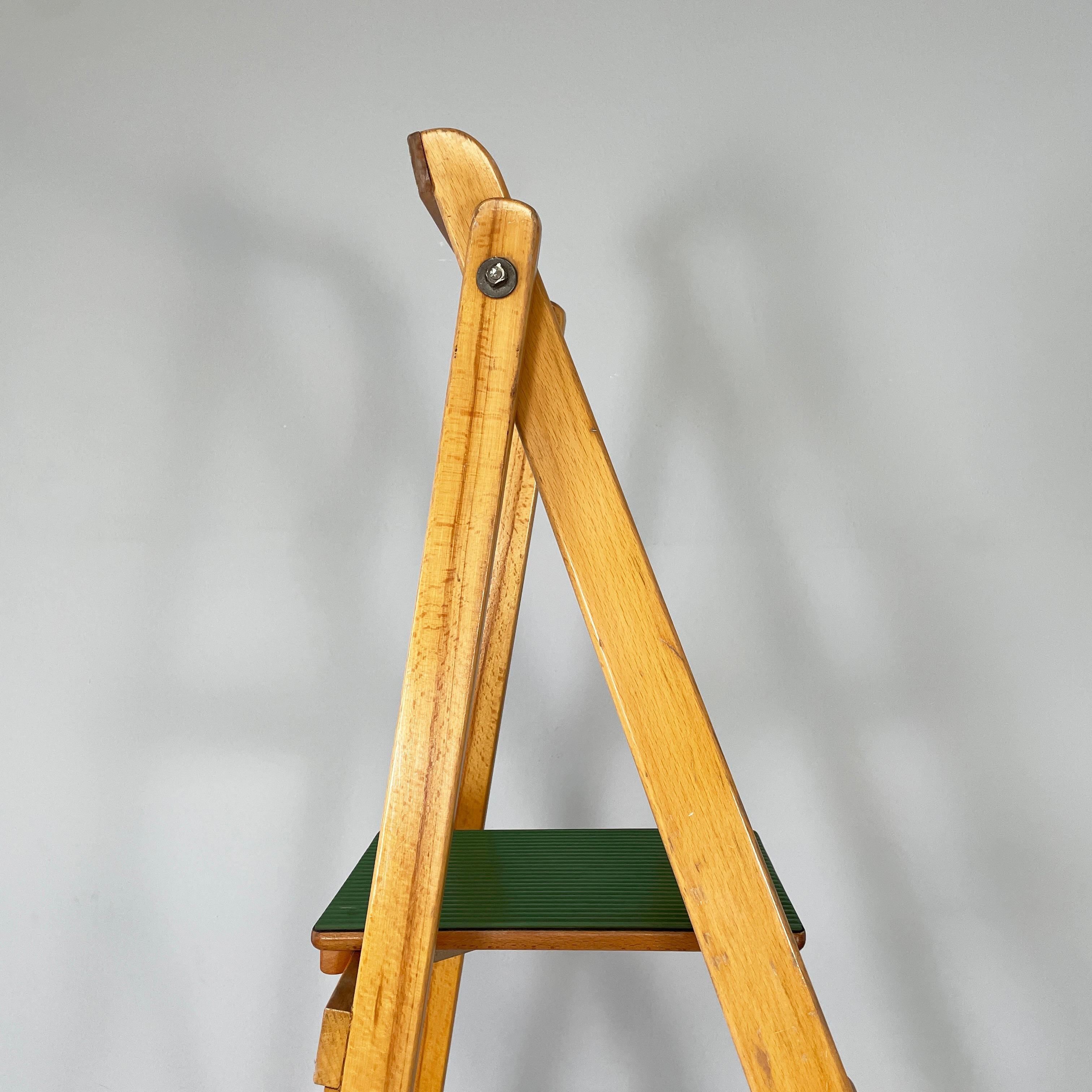 Bois staircase italienne moderne du milieu du siècle dernier par Fabbrica Scale Alberti, années 1960 en vente