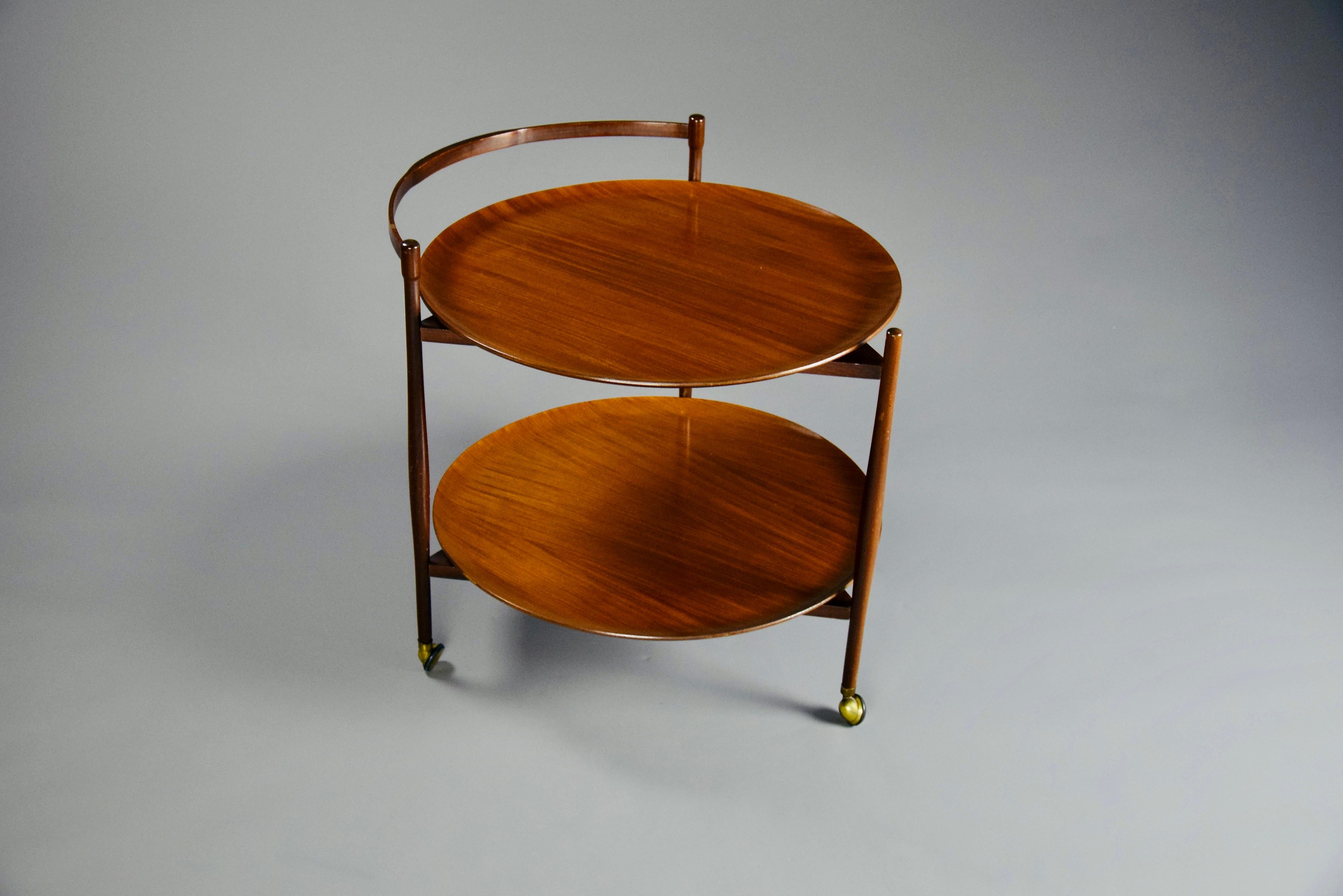 Italian Mid-Century Modern Wooden Two Tier Serving Cart In Good Condition For Sale In Weesp, NL