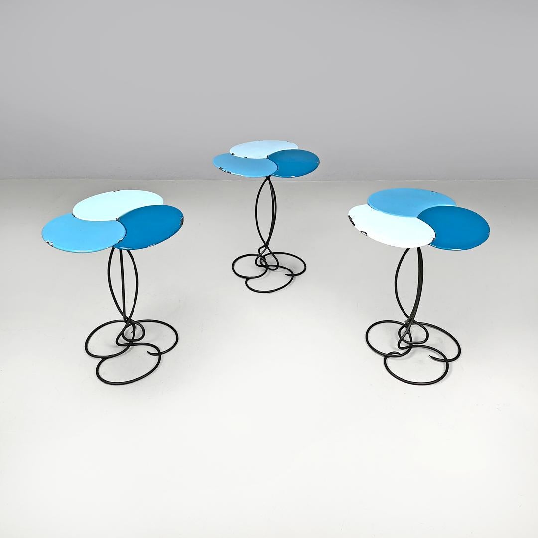 Italienischer schmiedeeiserner Couchtisch aus der Mitte des Jahrhunderts mit hellblauer Emaille, 1950er Jahre