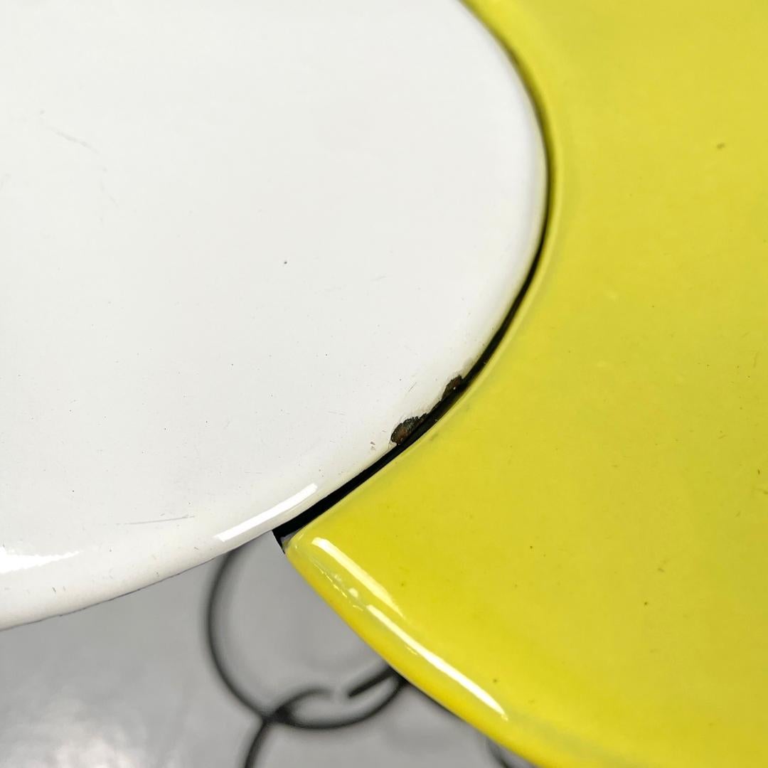 Table basse italienne en fer forgé et émail gris jaune, milieu du siècle dernier, années 1950 en vente 5