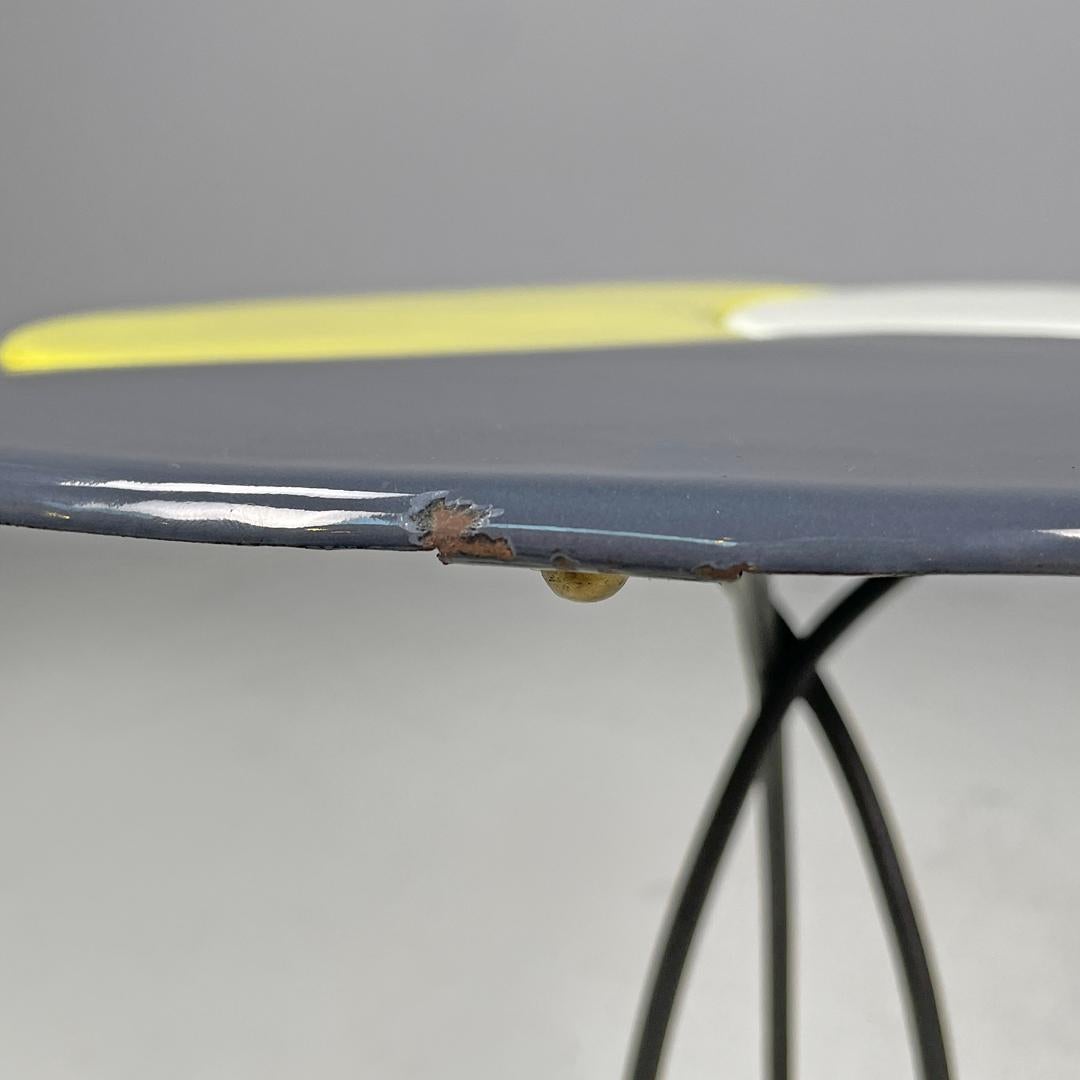 Table basse italienne en fer forgé et émail gris jaune, milieu du siècle dernier, années 1950 en vente 10