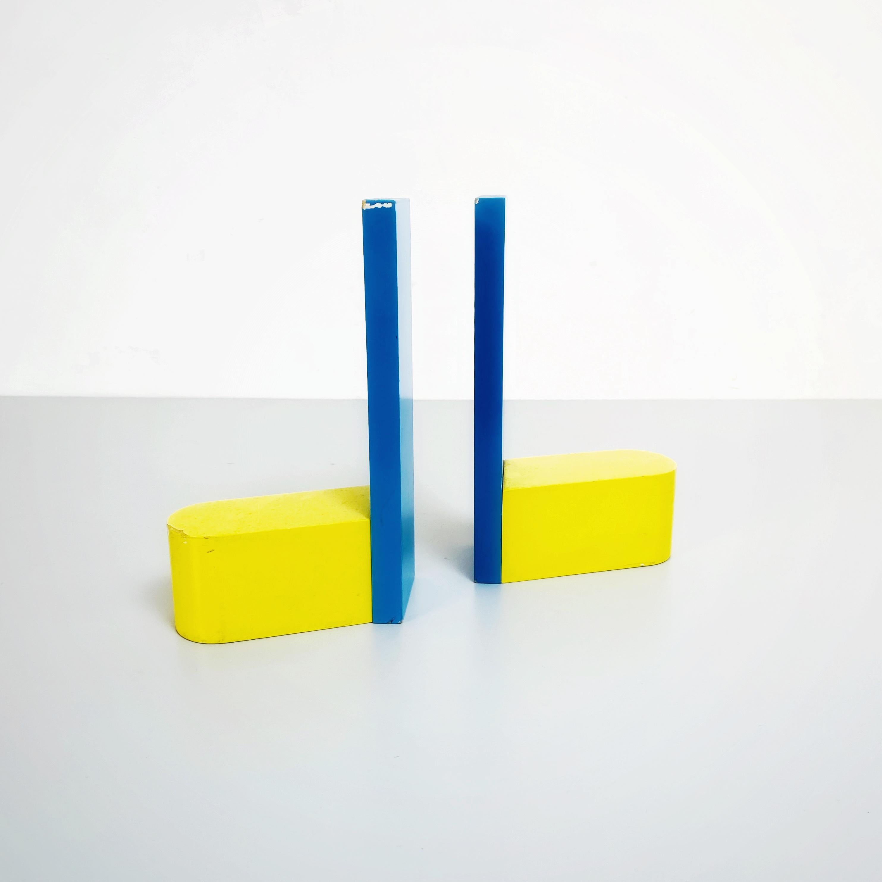Italian Mid-Century Modern Yellow and Blue Wooden Bookends, 1960s 3