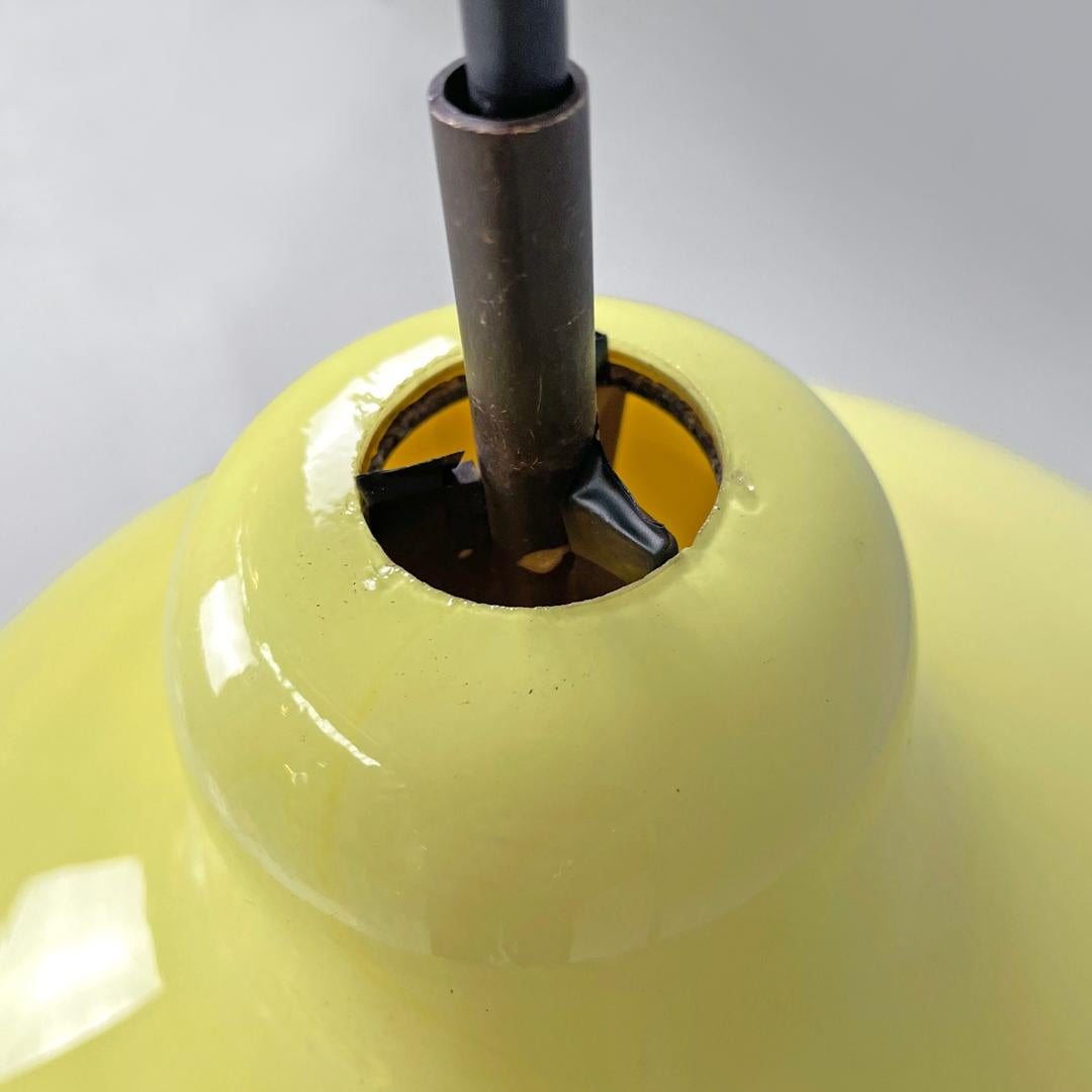Italian mid-century modern yellow Murano glass chandelier Vignelli Venini, 1950s For Sale 6