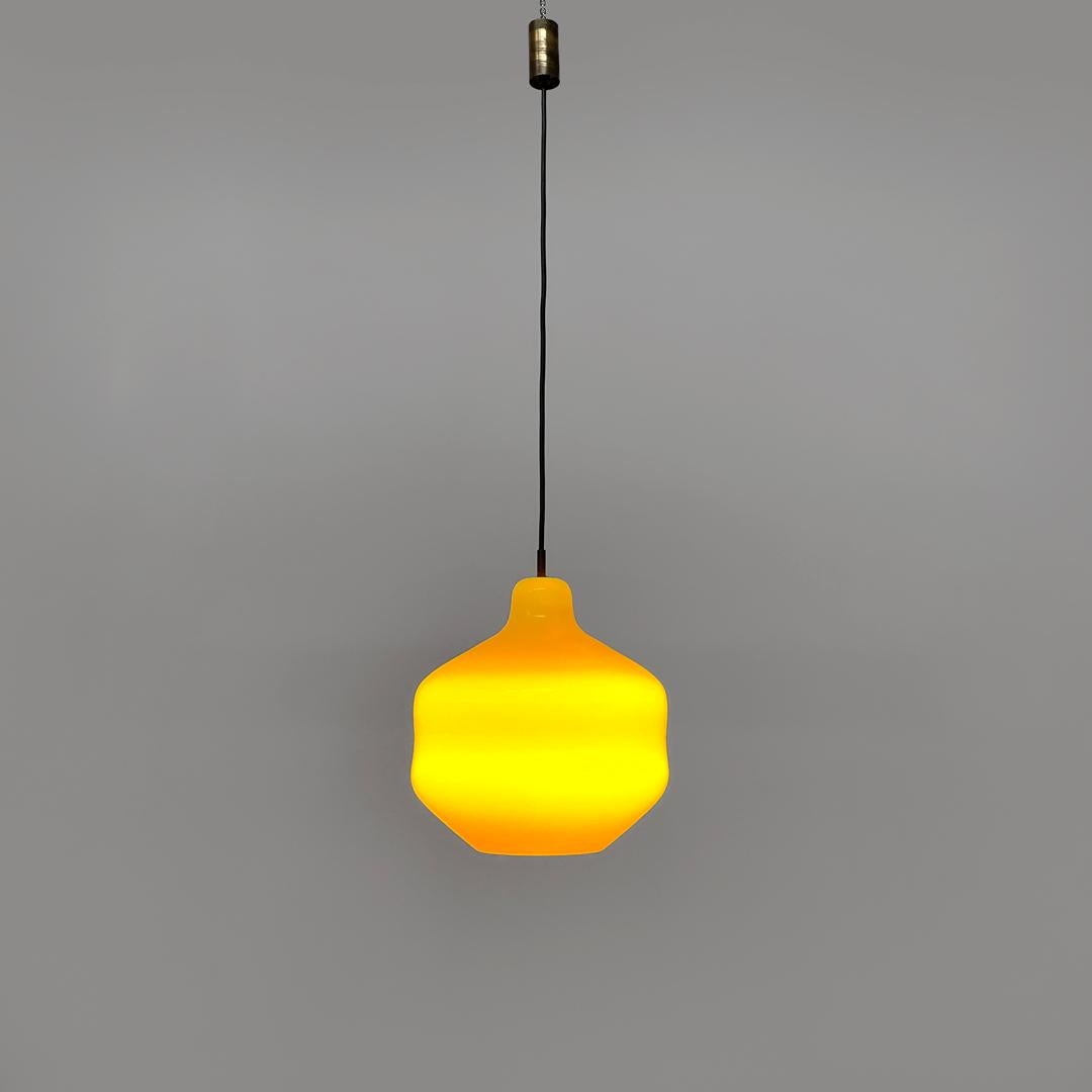 Mid-Century Modern Italian mid-century modern yellow Murano glass chandelier Vignelli Venini, 1950s For Sale