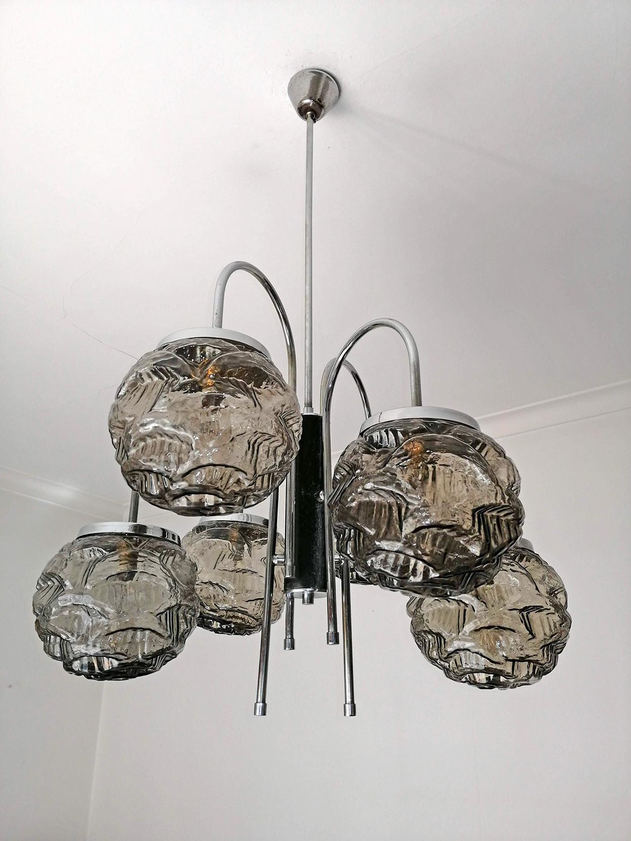 Italian Mid-Century Modernist Sputnik Murano Glass & Chrome 6-Light Chandelier For Sale 4