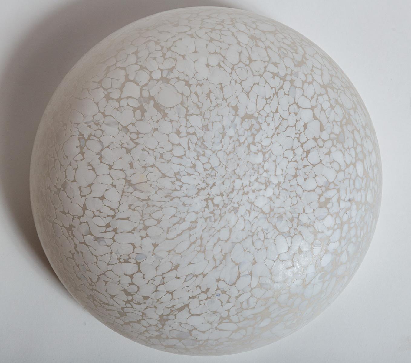 Italian Mid Century Murano Blown 'Maculato' White Flush Mounts Signed By Venini In Good Condition For Sale In Westport, CT