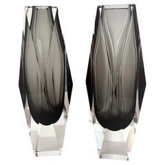 Mandruzzato Murano Sommerso Smoked Grey Clear Faceted Art Glass Vase, 1970s