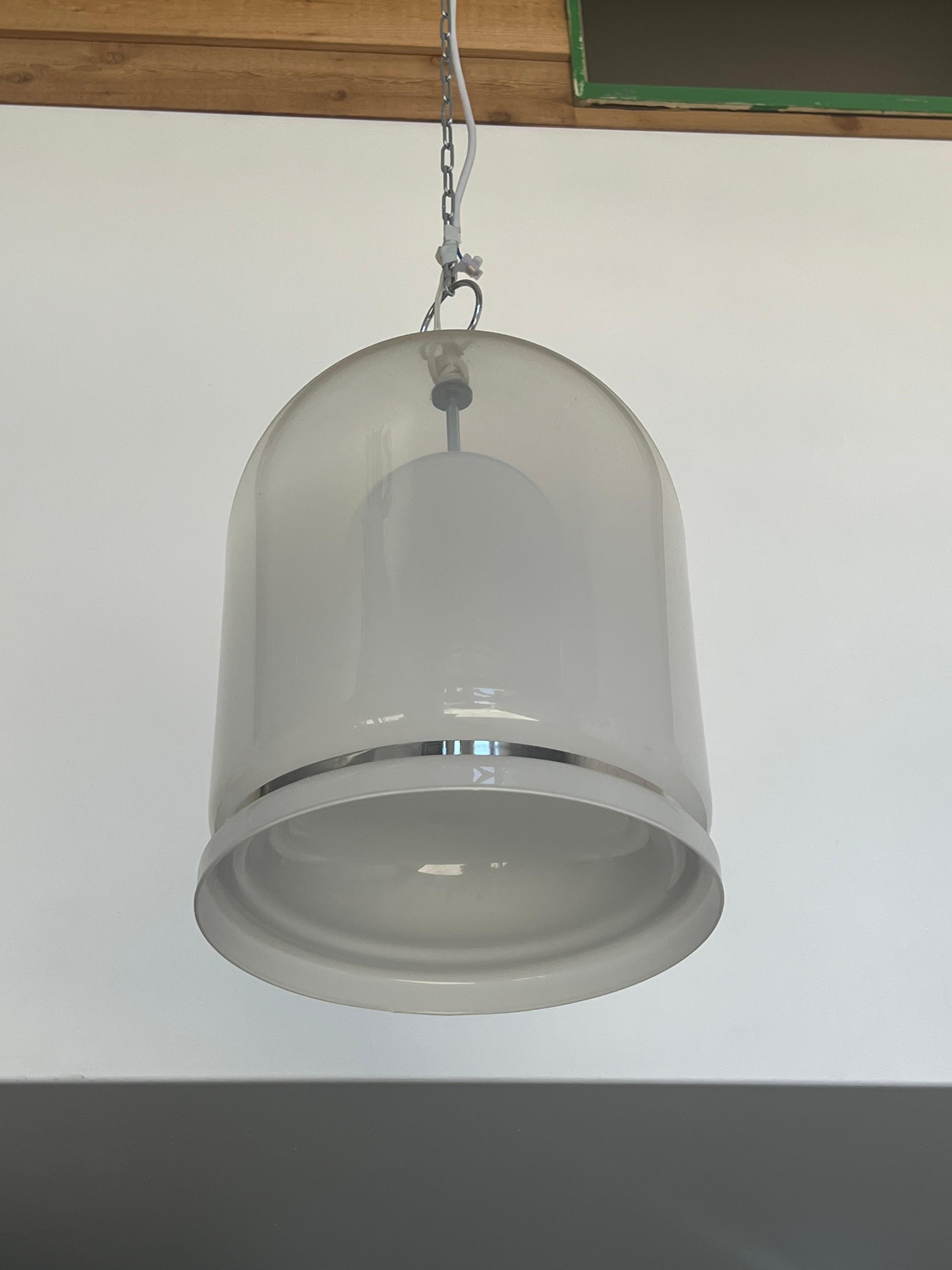Italian Venini Mid Century Murano Glass Bell Pendant Light  In Good Condition For Sale In Byron Bay, NSW