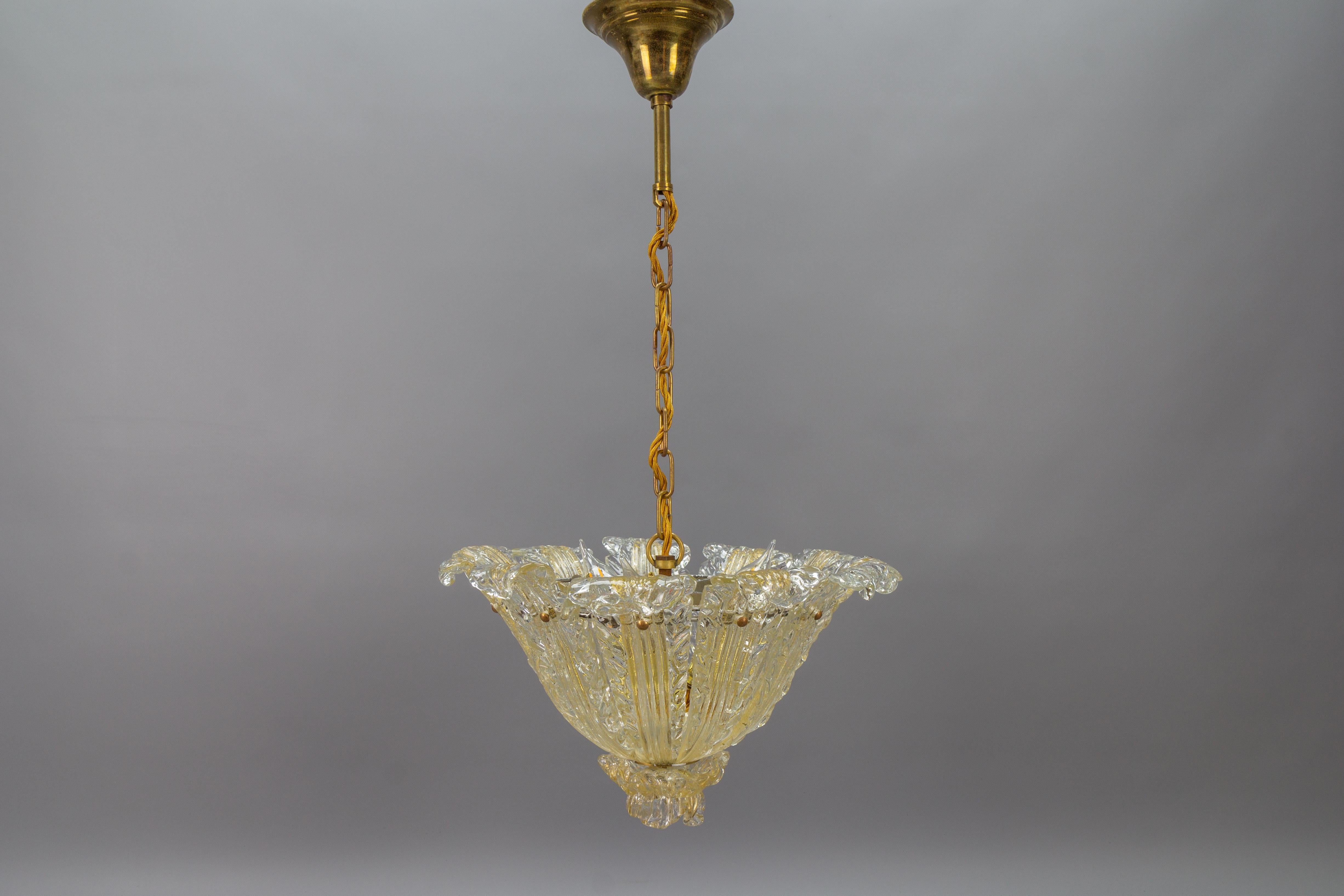 Italian Mid-Century Murano Glass Gold Inclusion Foliage Pendant Light, 1950s For Sale 8