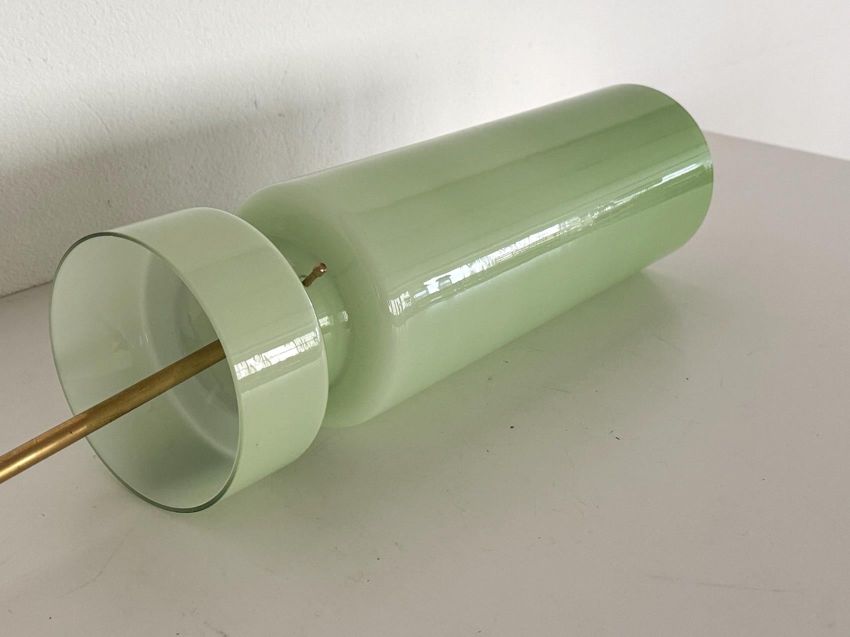 Italian Mid-Century Murano Glass Pendant Light in Kiwi Green by Vistosi, 1980s For Sale 6