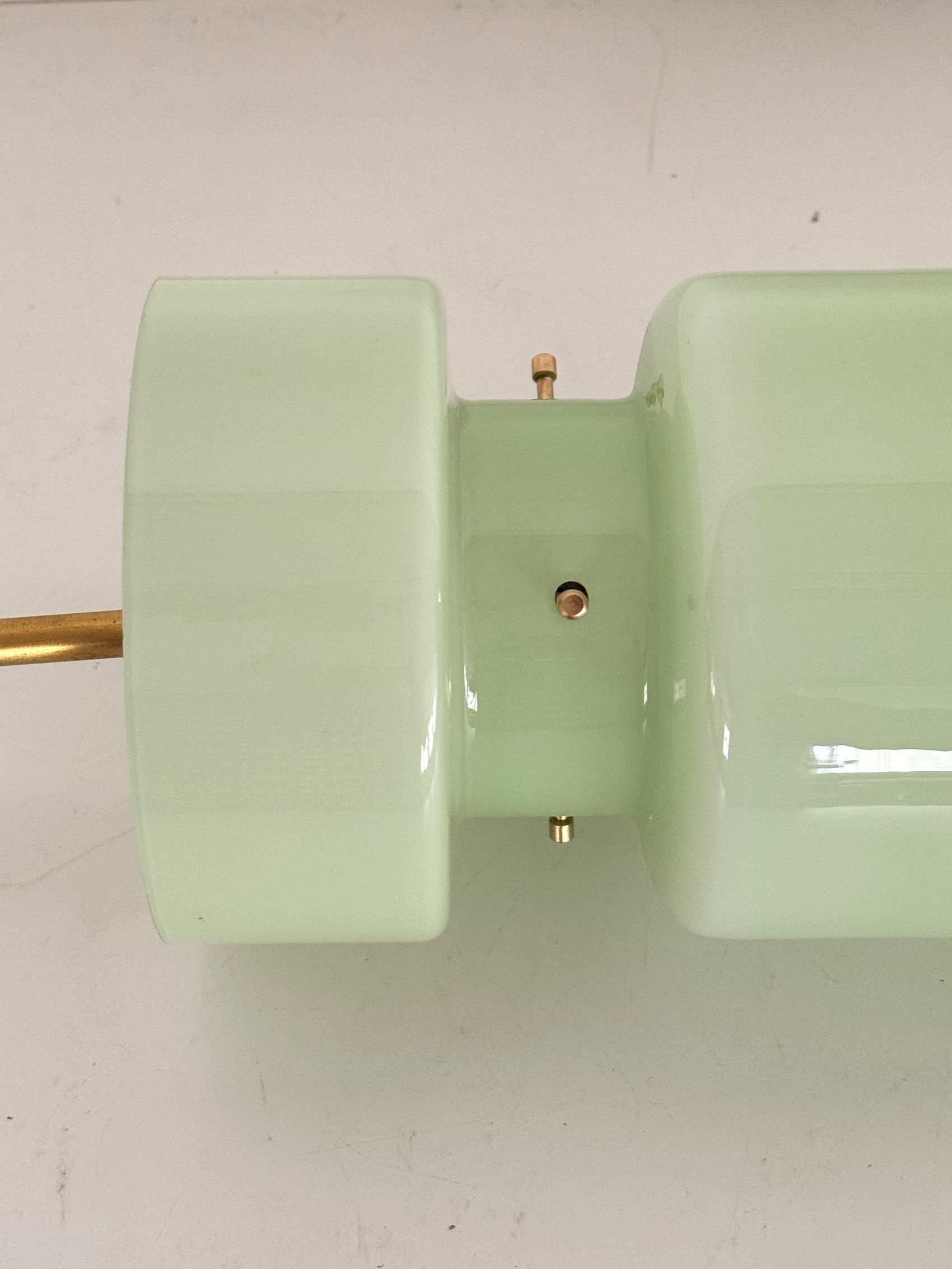 Italian Mid-Century Murano Glass Pendant Light in Kiwi Green by Vistosi, 1980s For Sale 8