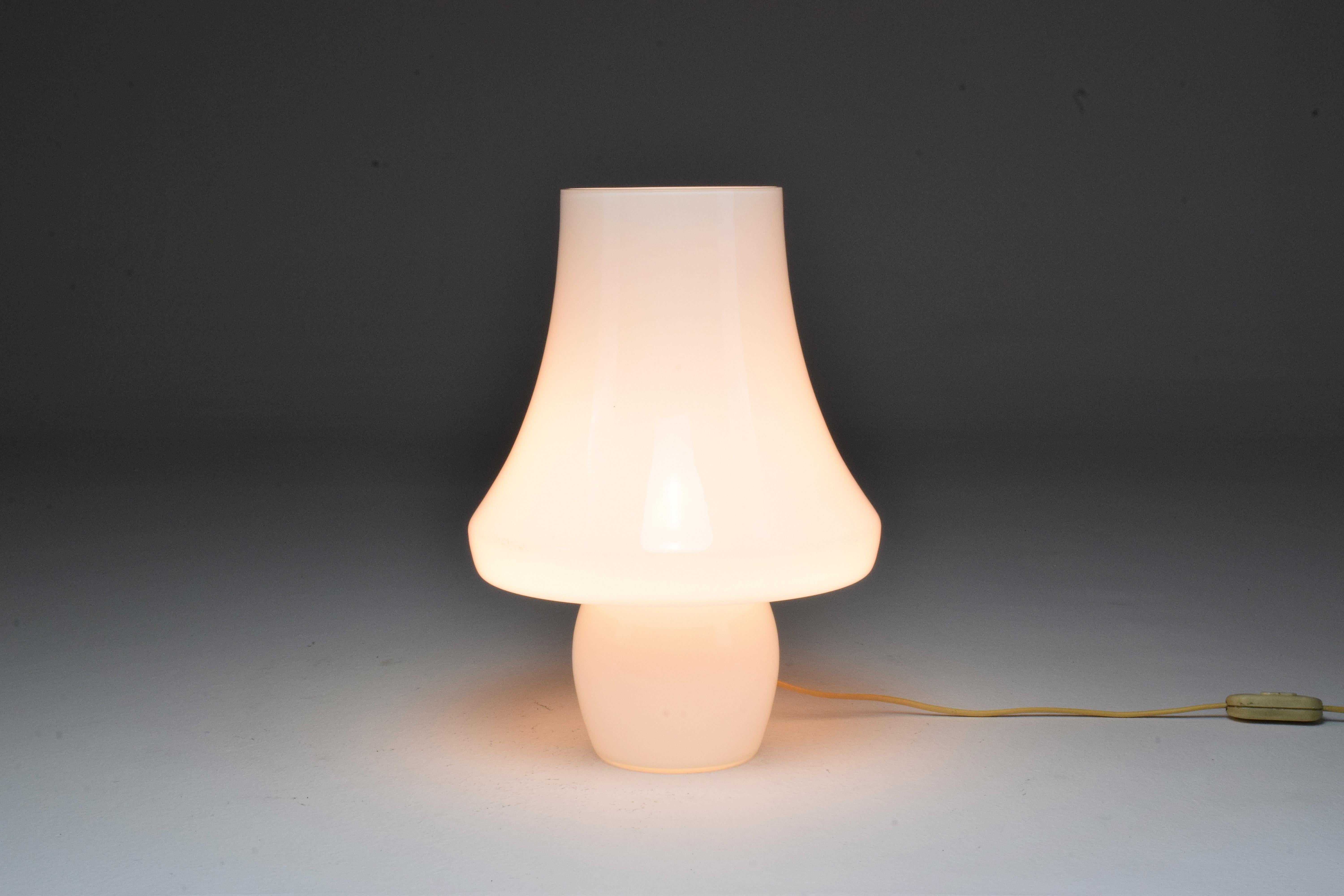 Mid-Century Modern Italian Midcentury Murano Glass Table Lamp by Carlo Nason