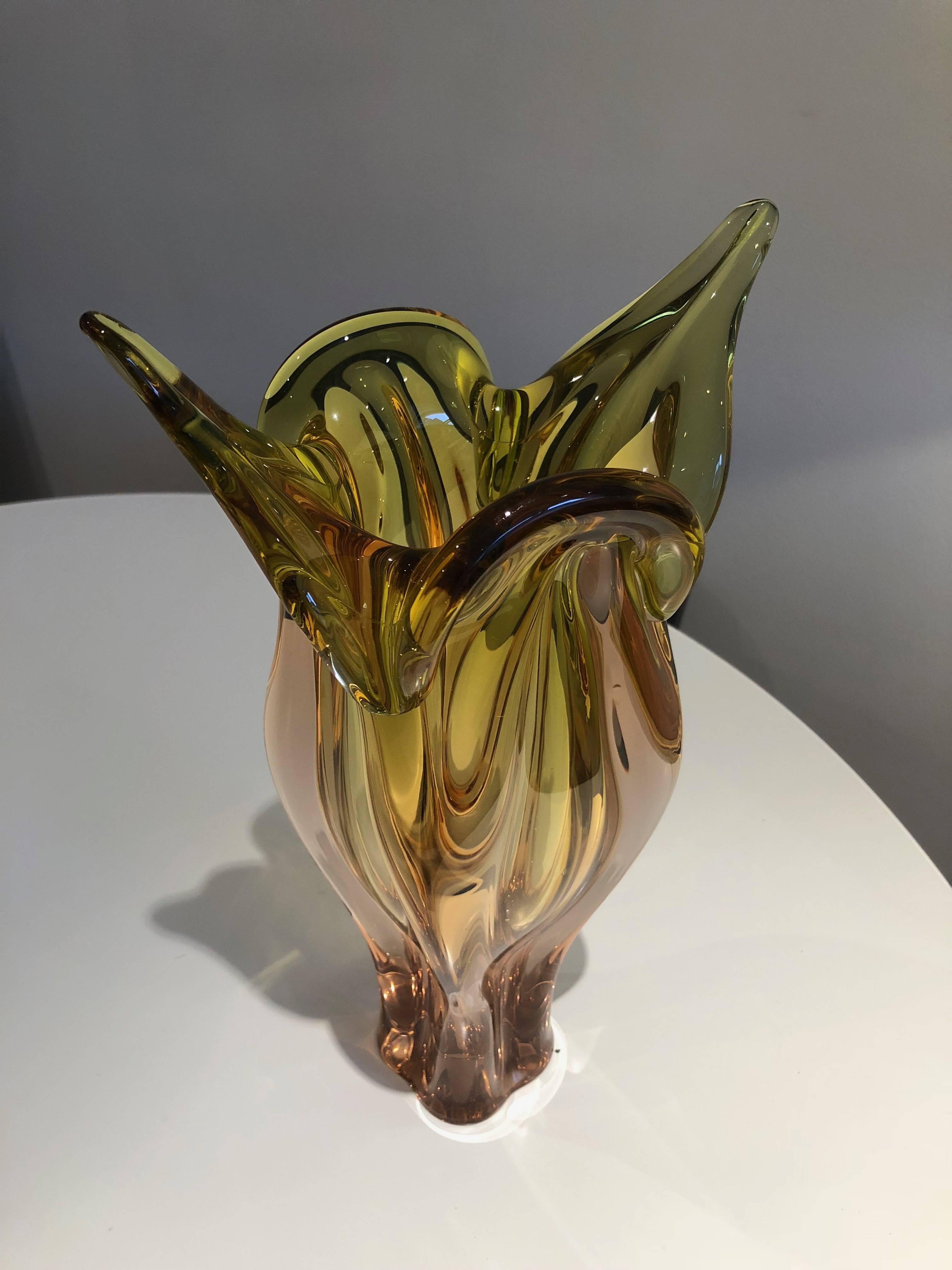 Italian Midcentury Murano Summerso Flower Vase 3