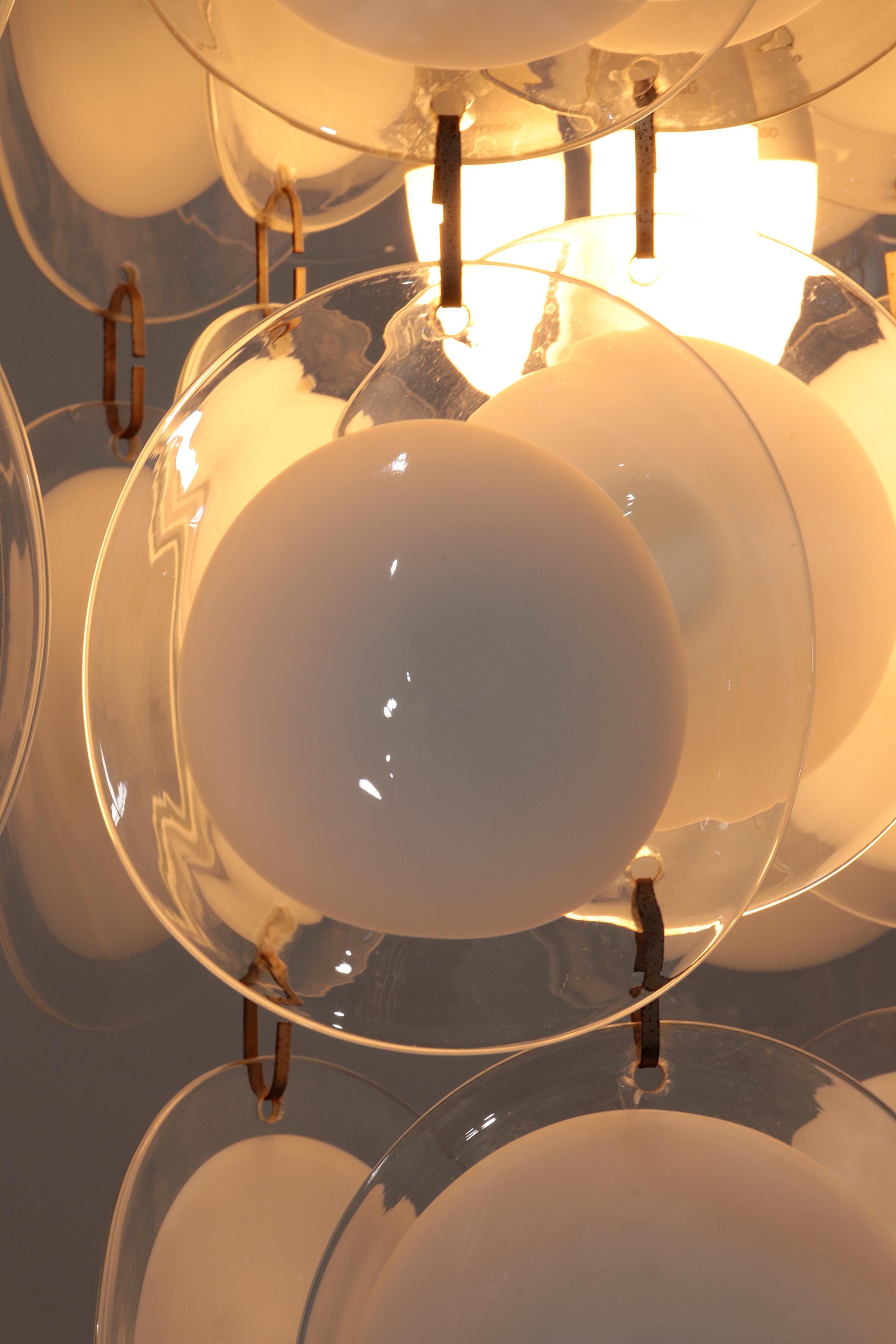 Vetro di Murano Lampadario a disco in vetro di Murano, Venezia, metà del secolo scorso, di Vistosi in vendita