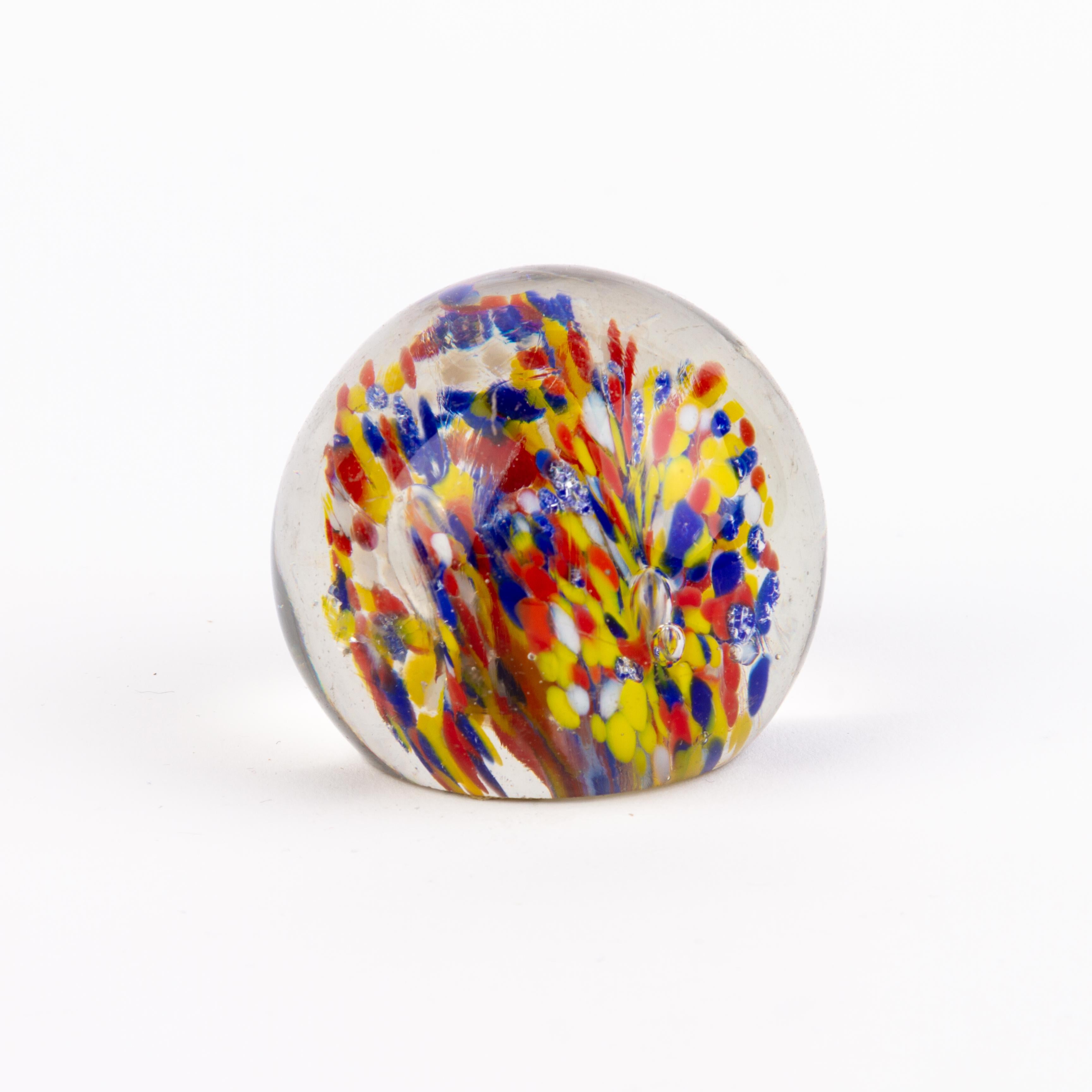 Italian Mid-Century Murano Venetian Millefiori Blown Glass Desk Paperweight In Good Condition In Nottingham, GB