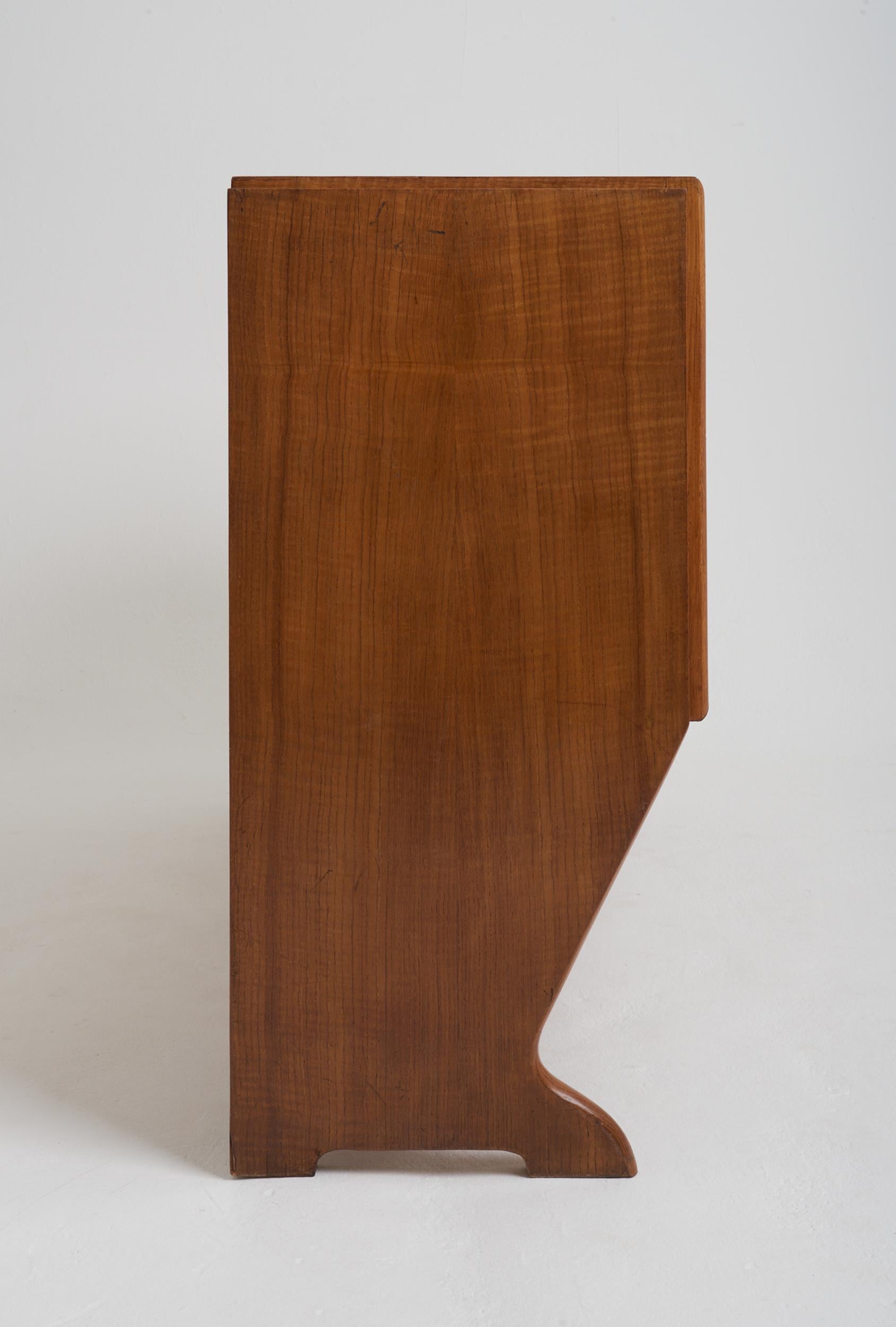 Italian Mid-Century Oak Sideboard 3