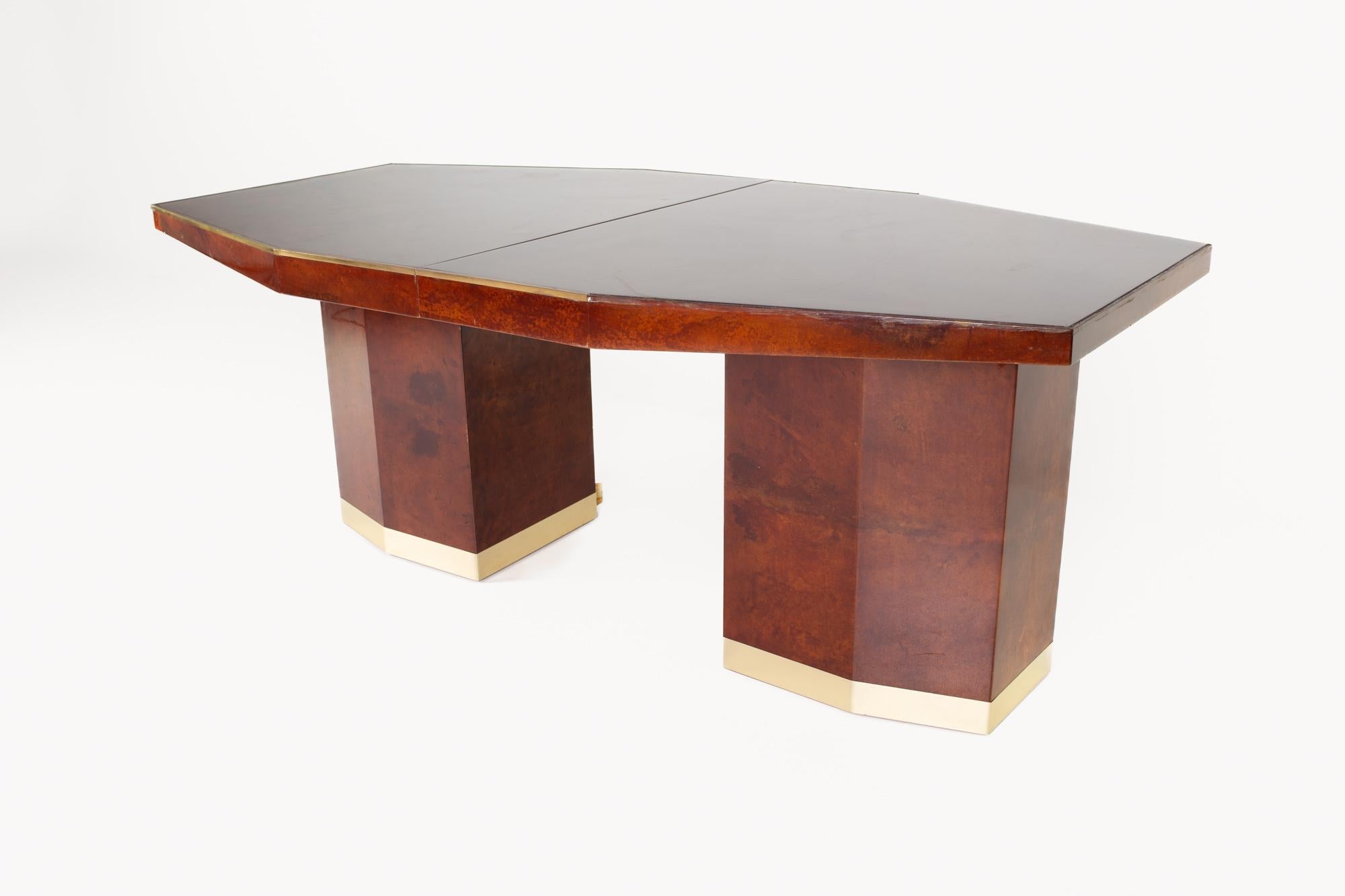 Mid-Century Modern Italian Mid Century Octagonal Burlwood and Brass Pedestal Dining Table For Sale