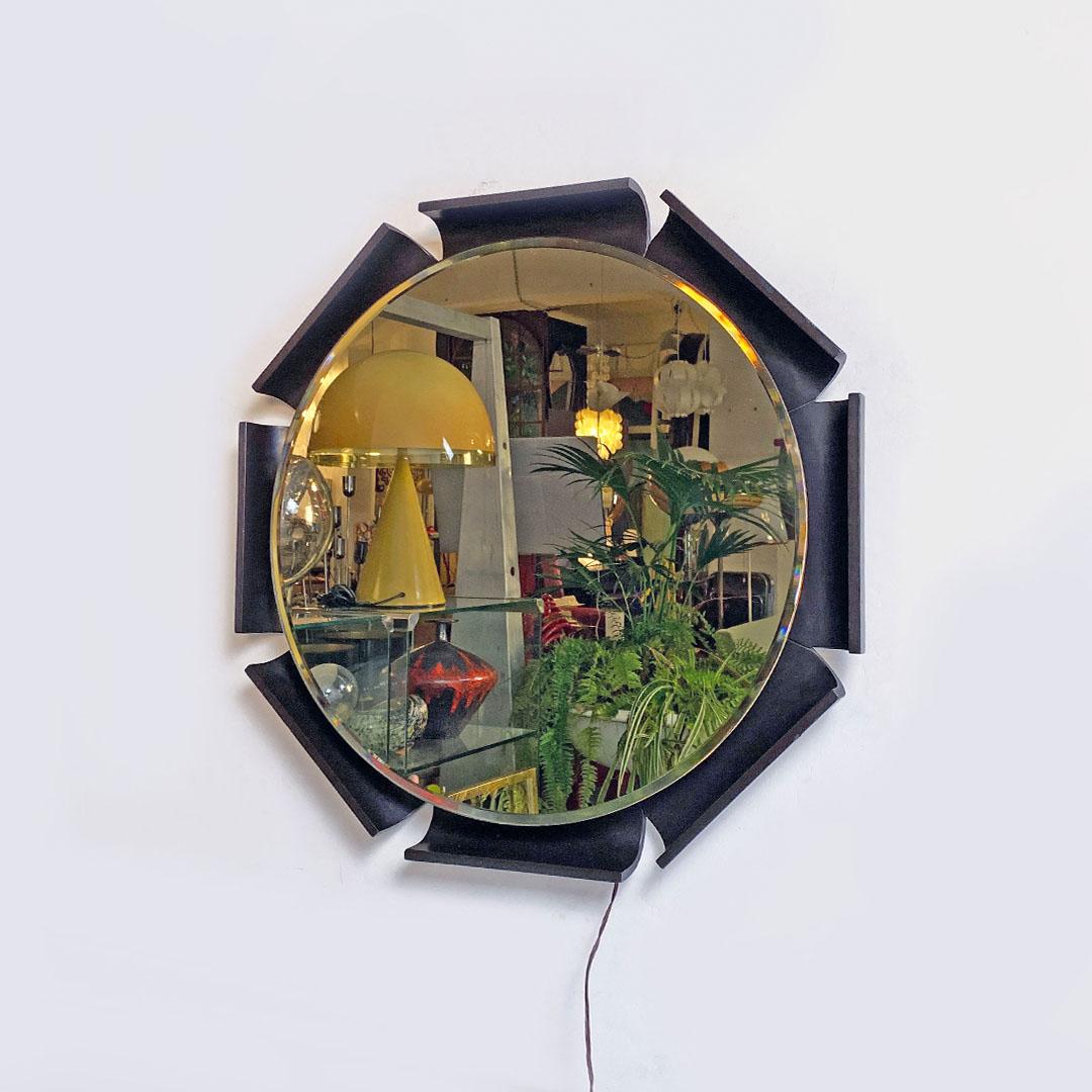 Fin du 20e siècle Miroir rond octogonal italien du milieu du siècle avec cadre en bois massif et rétroéclairage, 1970 en vente