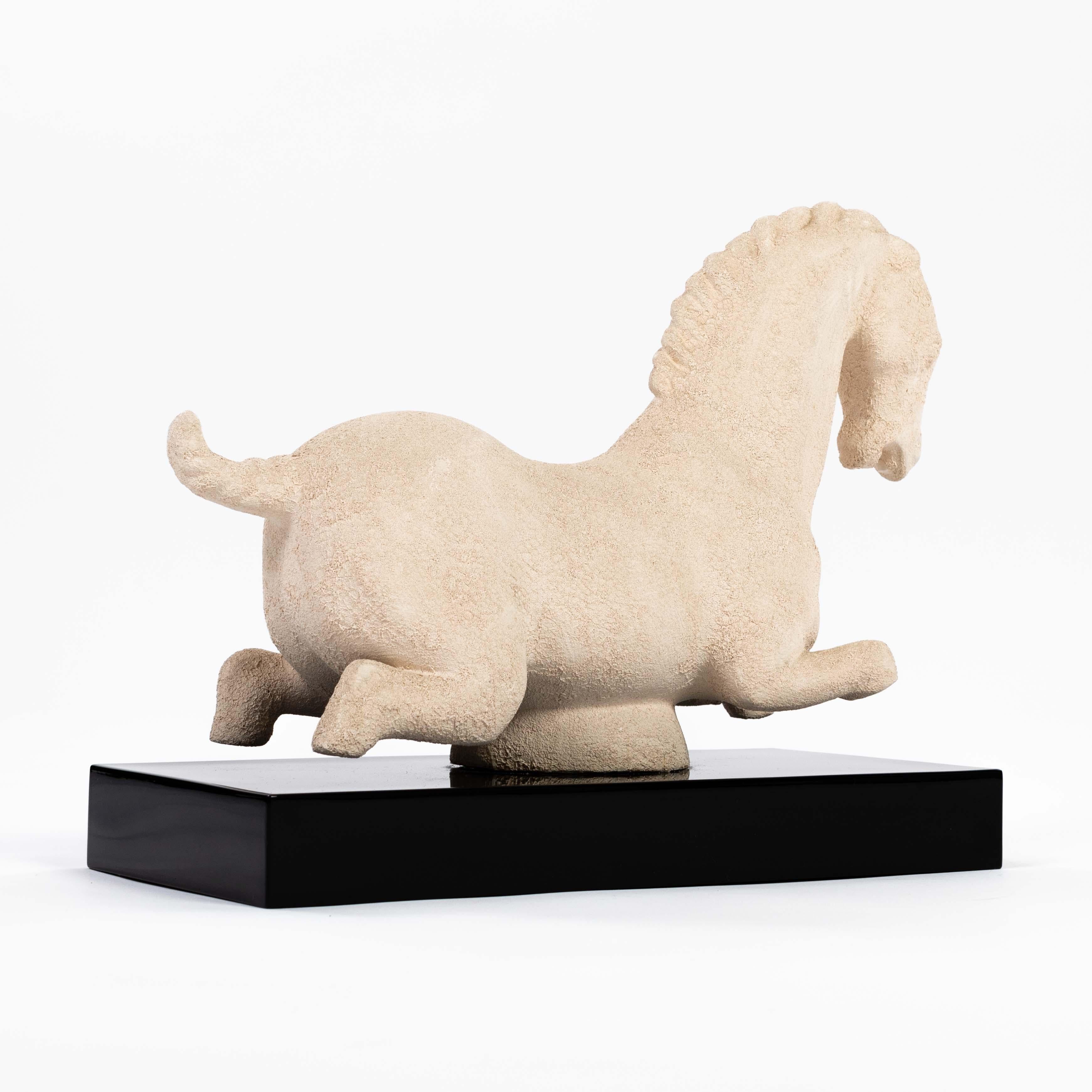 Mid-Century Modern Italian Mid-Century offhwite colored Bitossi Ceramic Horse by Aldo Londi 1960s For Sale