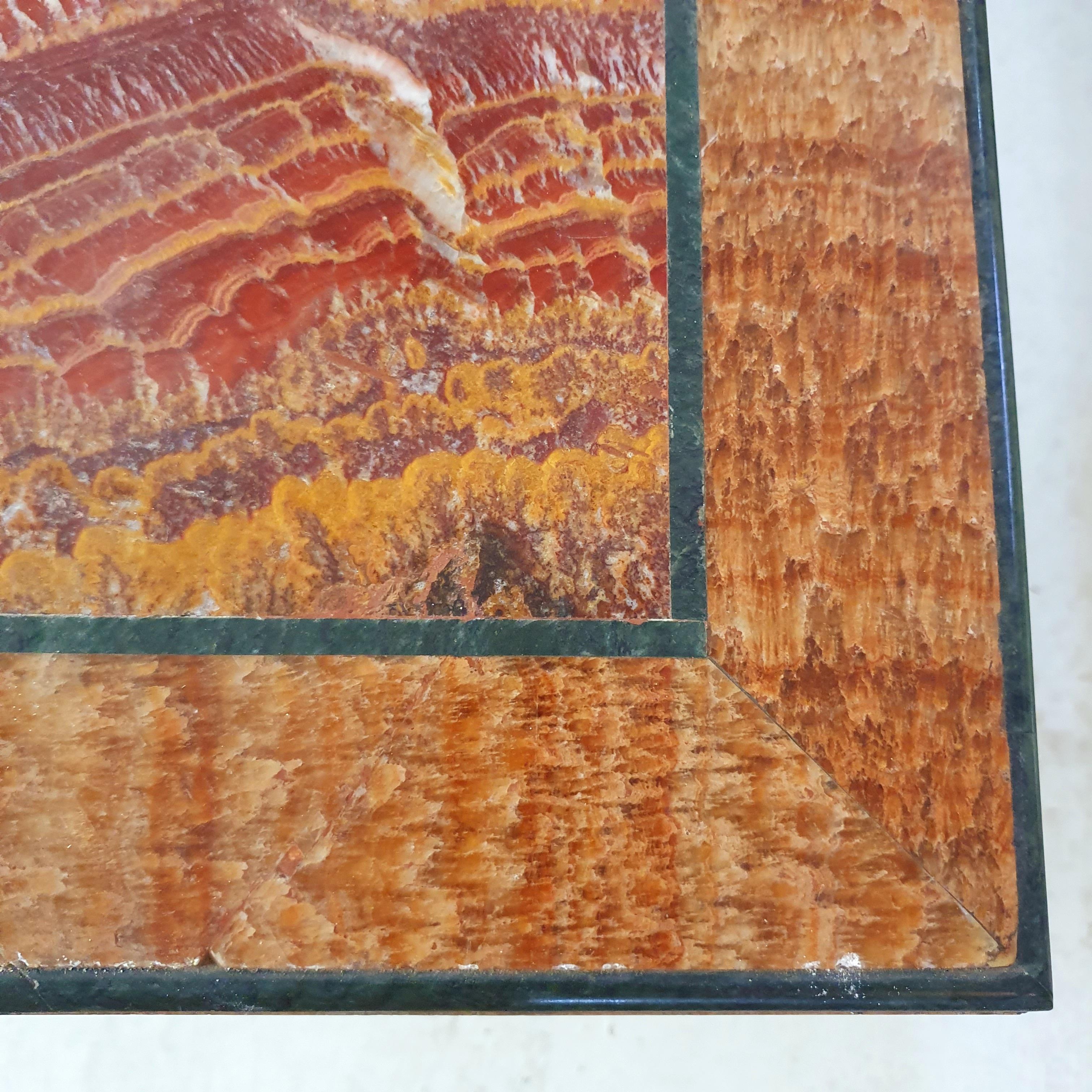 Mid-Century Modern Table Basse Italienne Milieu du Siècle en Onyx en vente