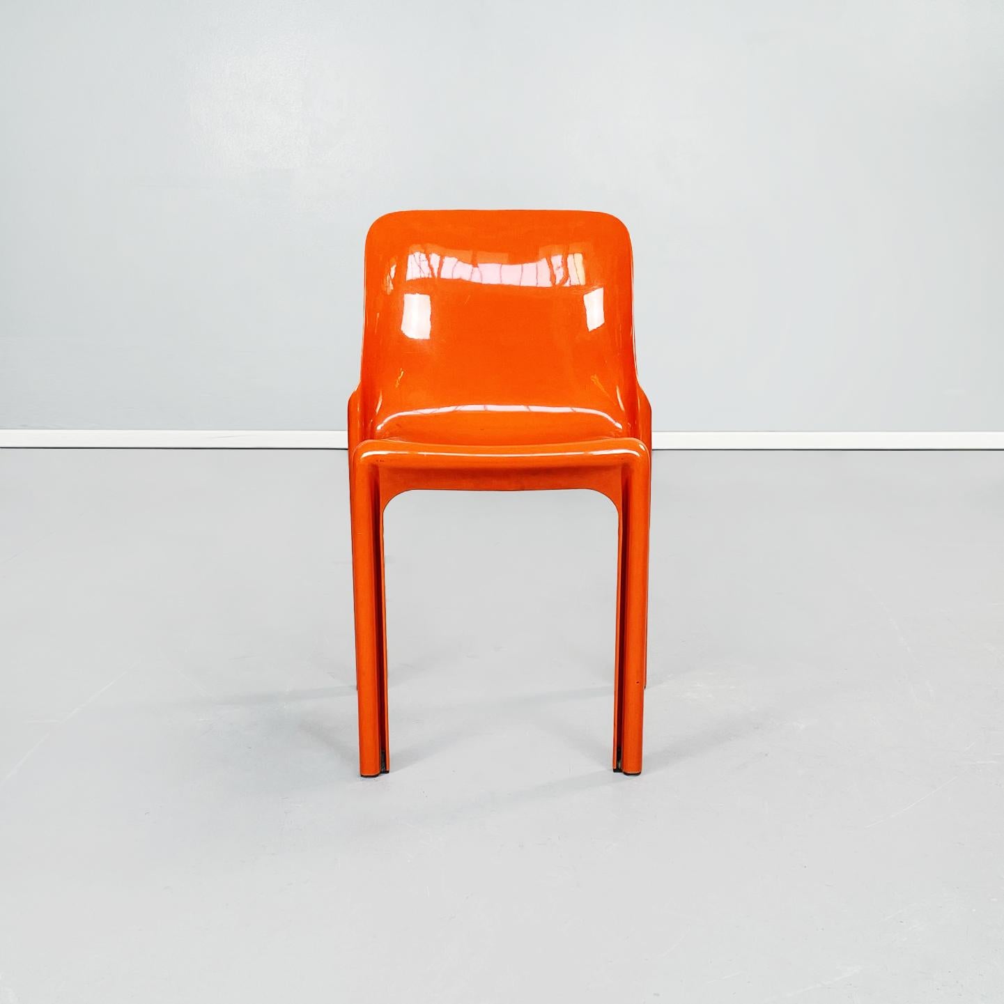 Italian Mid-Century Orange Plastic Selene Chairs by Magistretti Artemide, 1960s In Good Condition In MIlano, IT