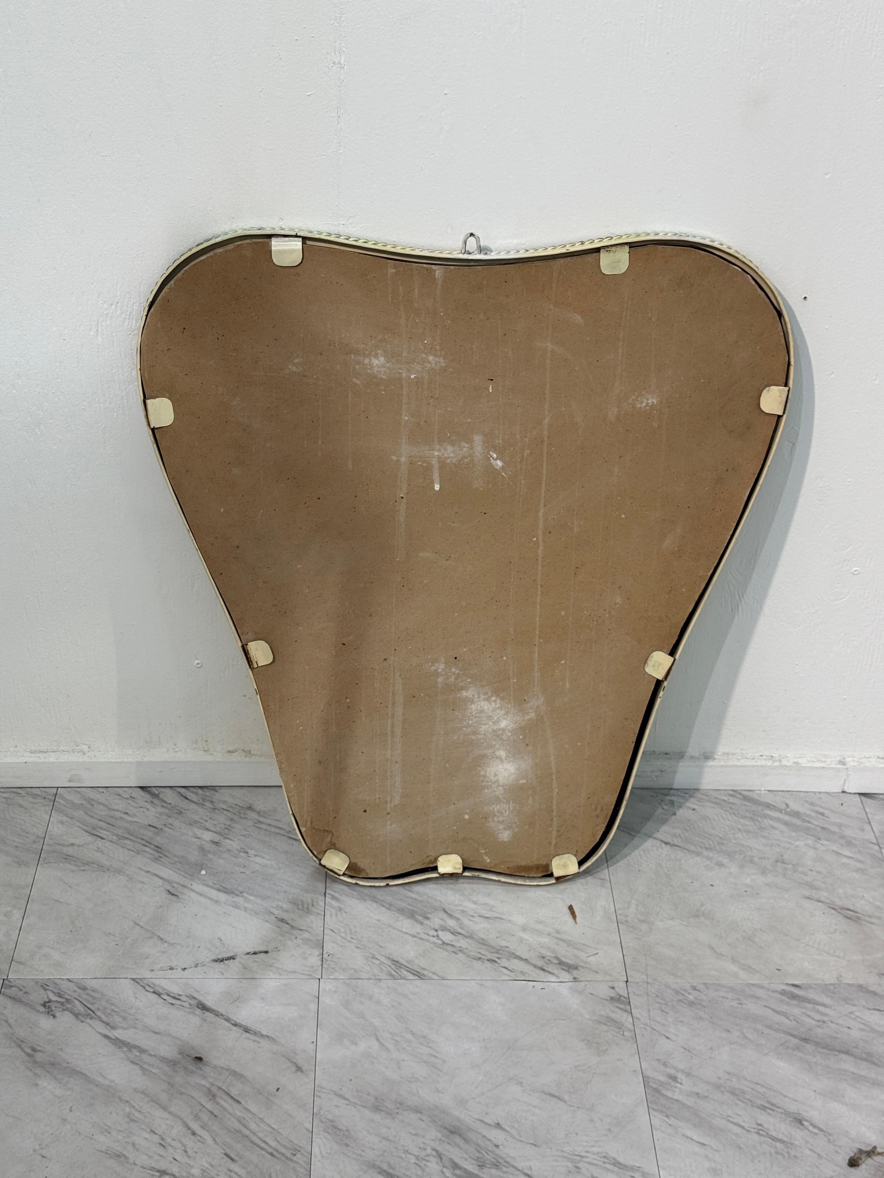 Métal Miroir mural organique italien du milieu du siècle avec corde. 1960s en vente