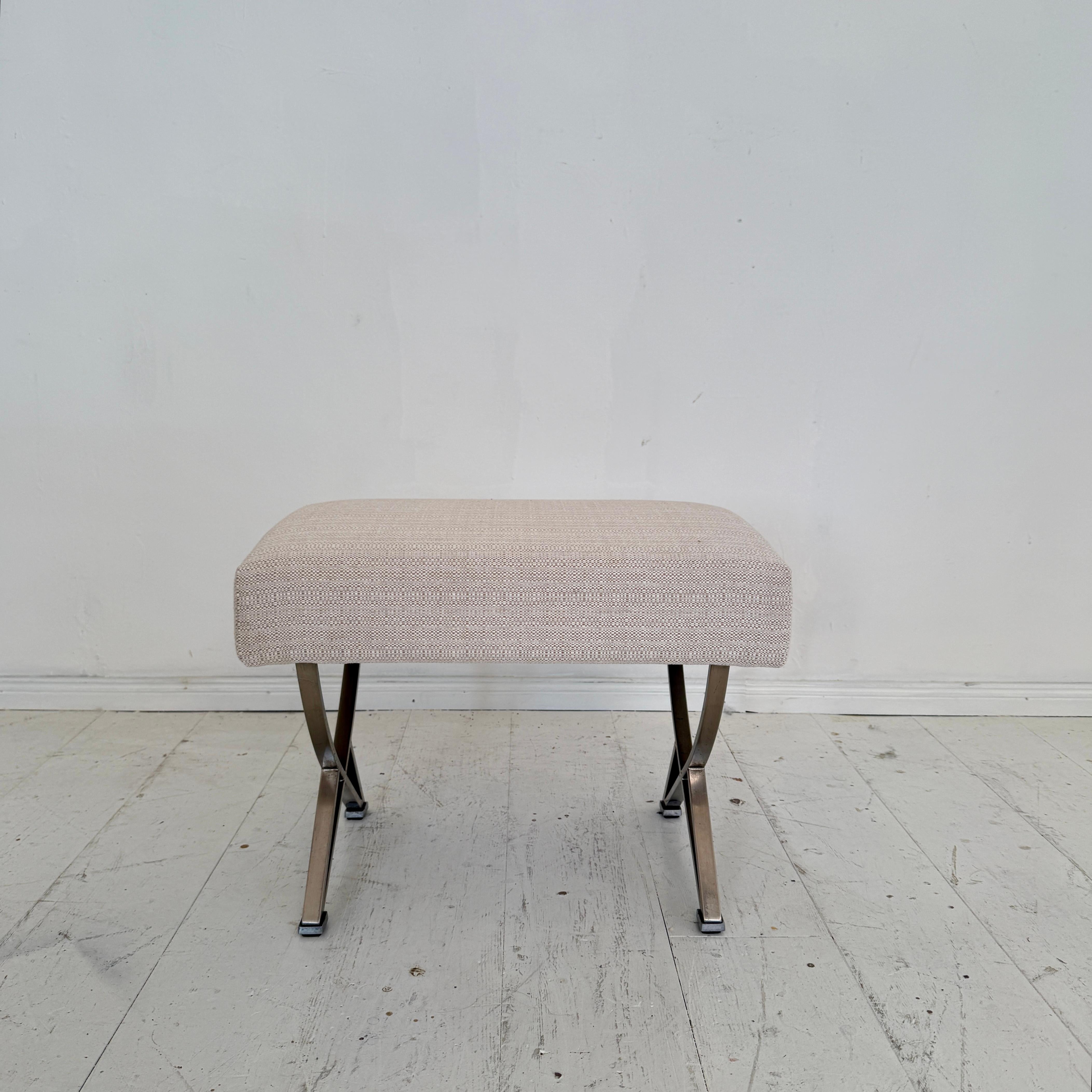 A sophisticated Mid-Century ottoman designed by Gianni Moscatelli for Formanova, Italy, around 1970. This piece exemplifies the designer’s refined approach to modern furniture, combining elegant proportions with functional comfort. The ottoman