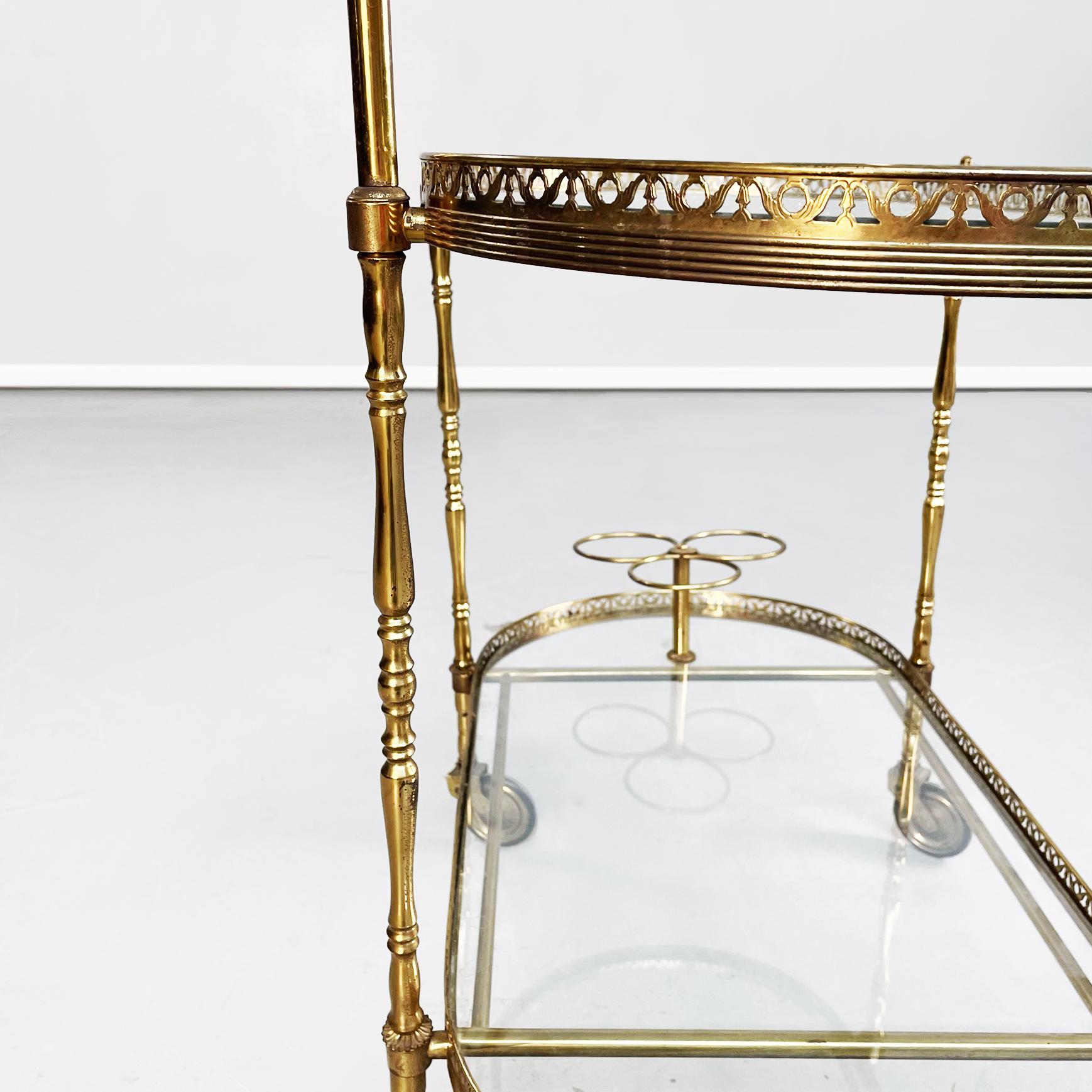 Italian Mid-Century Oval Bar Cart in Brass and Glass, 1950s 5