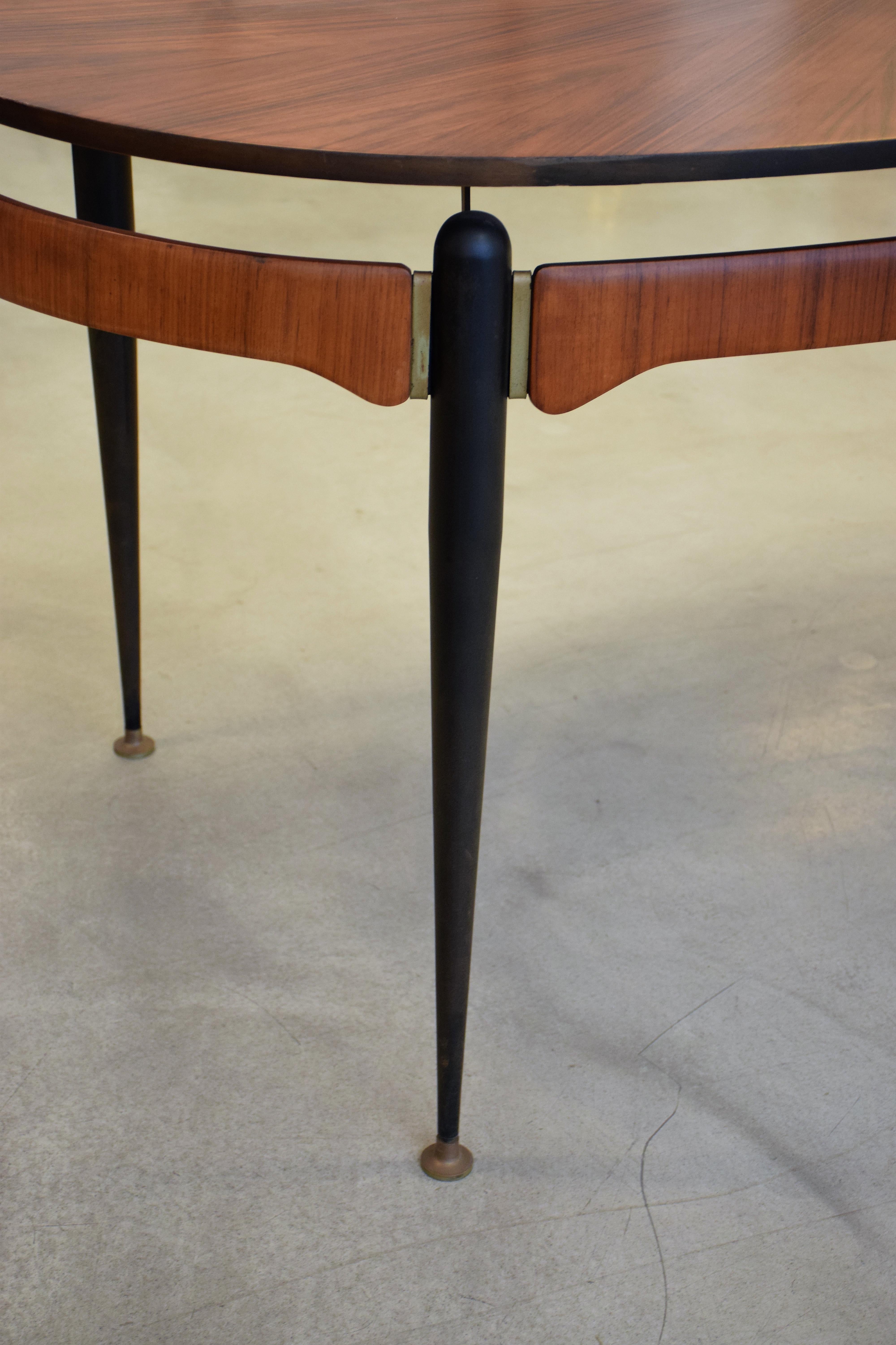 Lacquered  Italian Mid-Century Oval Dining Table, 1950s