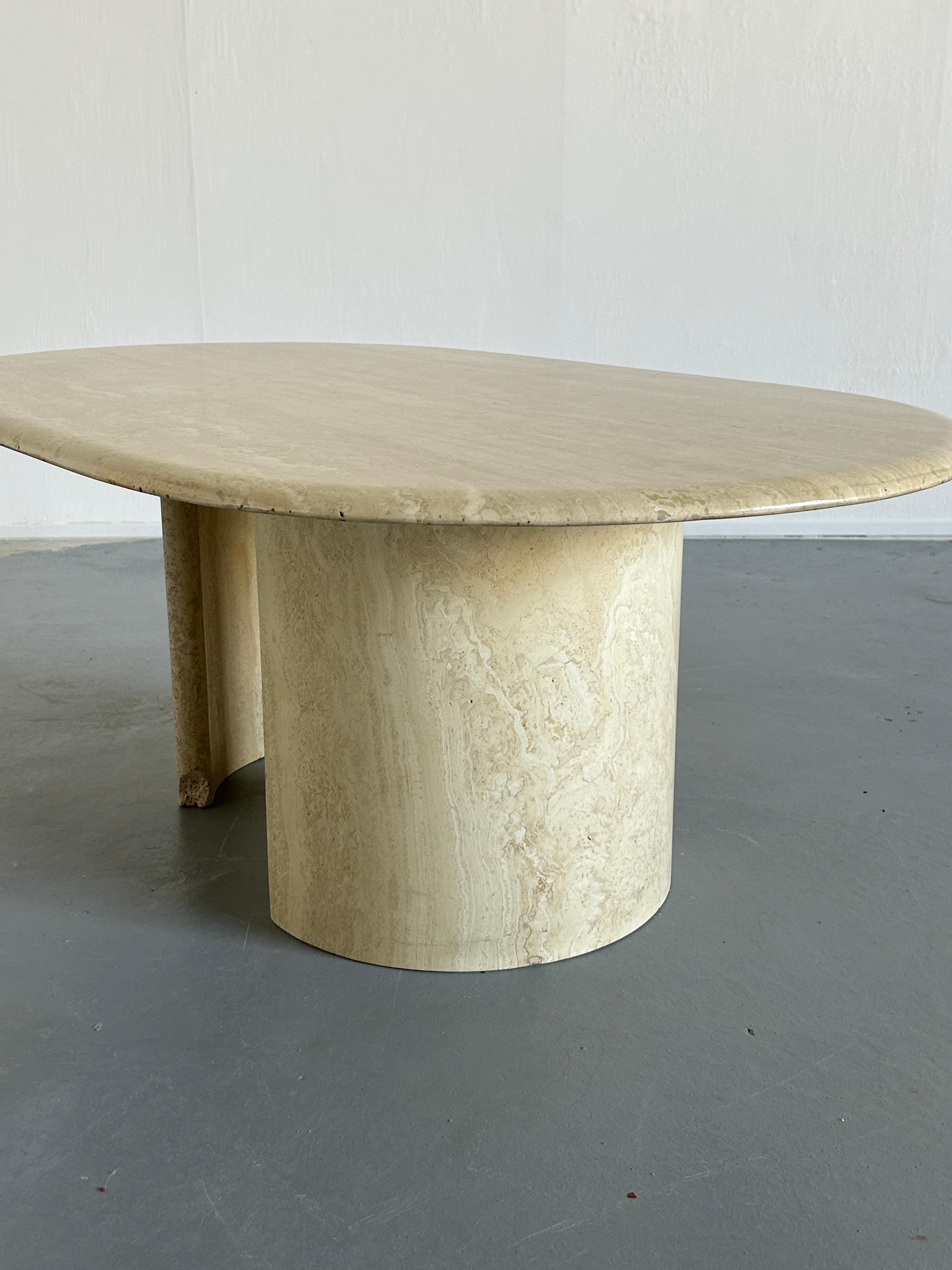 Italian Midcentury Oval Travertine Coffee Table or Club Table, 1980s In Good Condition In Zagreb, HR
