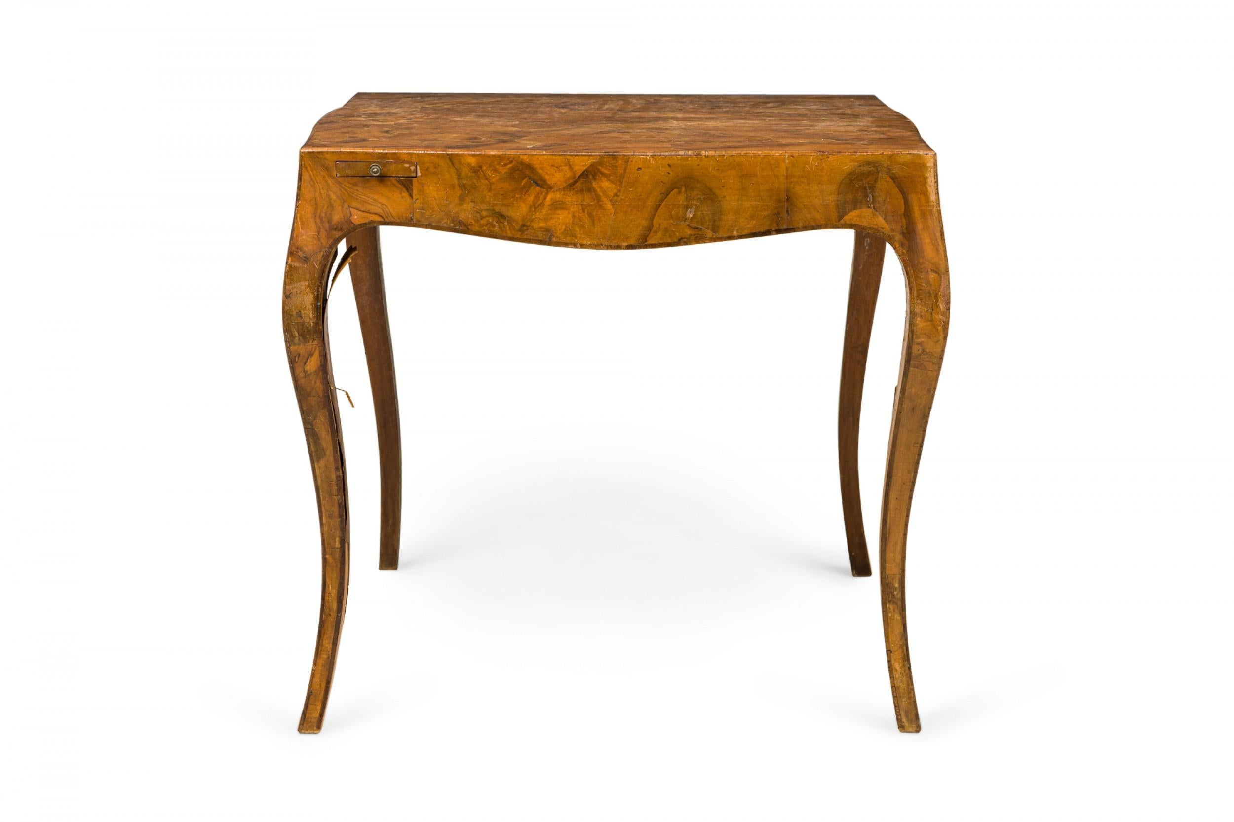 Italian Mid-Century Oyster Burl Curved Leg Game Table In Good Condition For Sale In New York, NY
