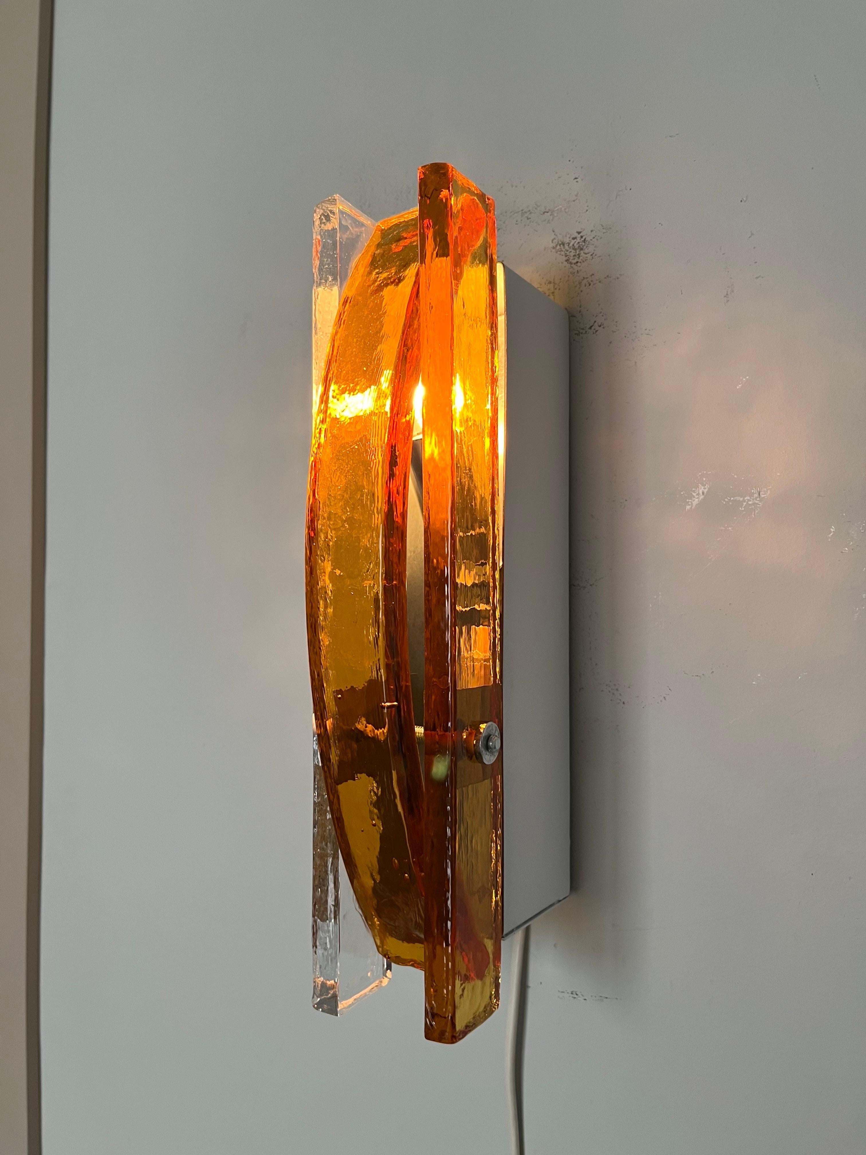 Italian Mid-Century Pair of Amber Clear Murano Wall Sconces by Poliarte, 1970s For Sale 5
