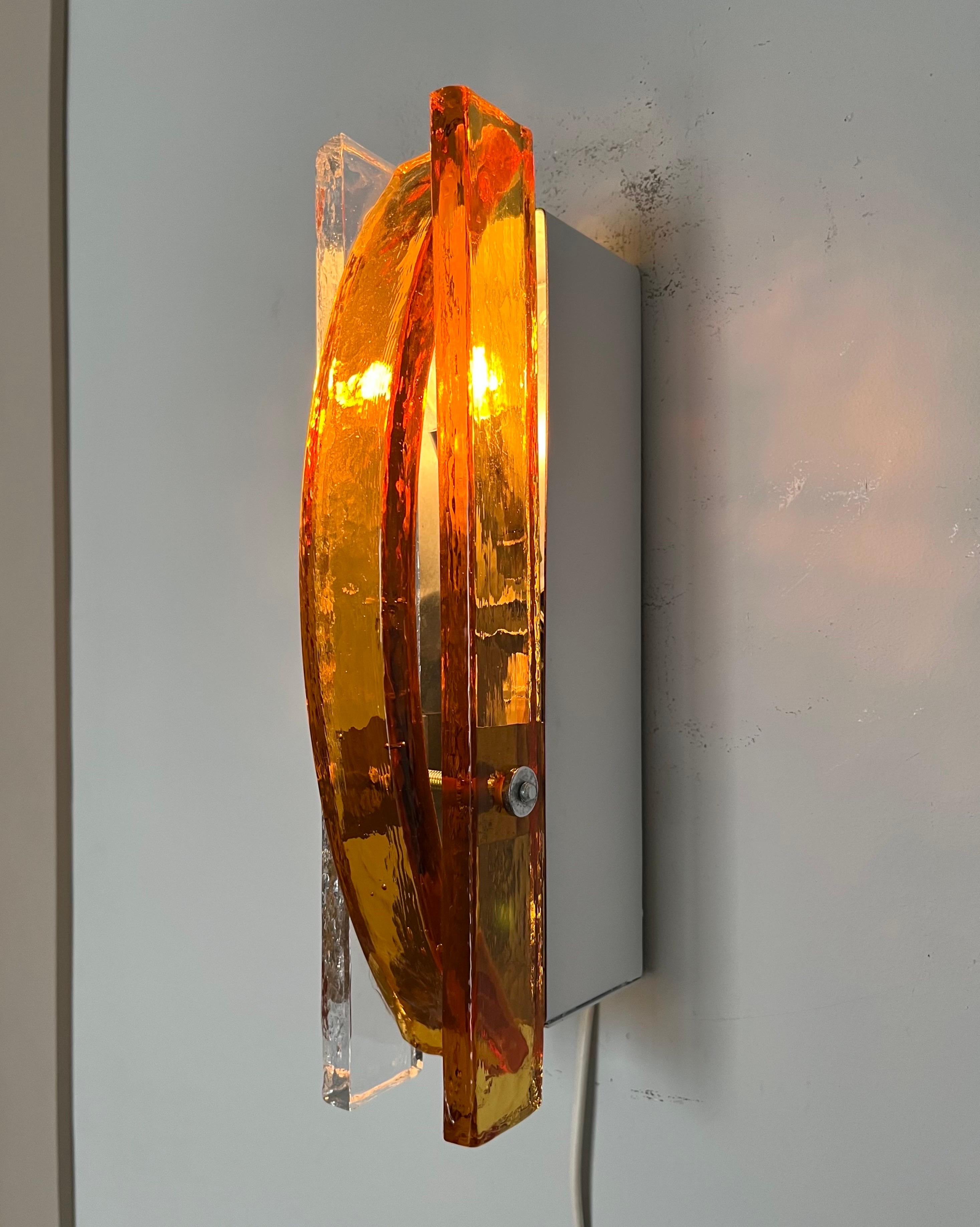 Italian Mid-Century Pair of Amber Clear Murano Wall Sconces by Poliarte, 1970s For Sale 2