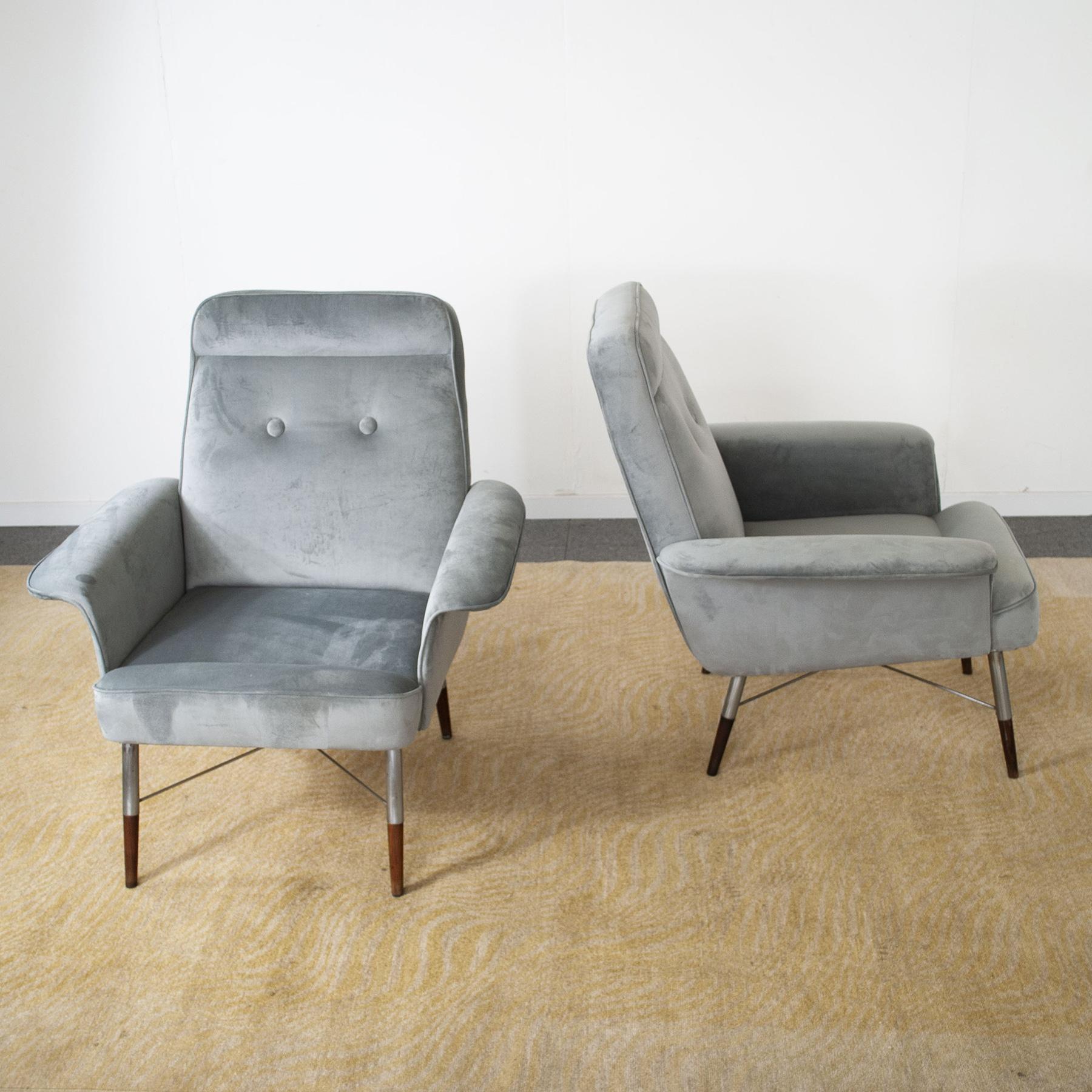 Italian Mid-Century Pair of Armchairs from the Sixties In Good Condition For Sale In bari, IT