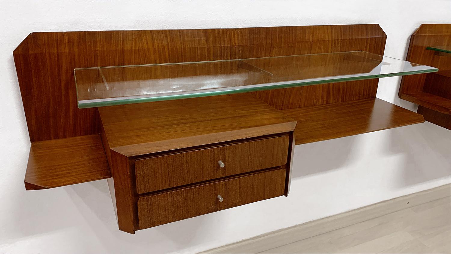 Italian Mid-Century Pair of Floating Wall Teakwood Console by Moscatelli, 1960s For Sale 7